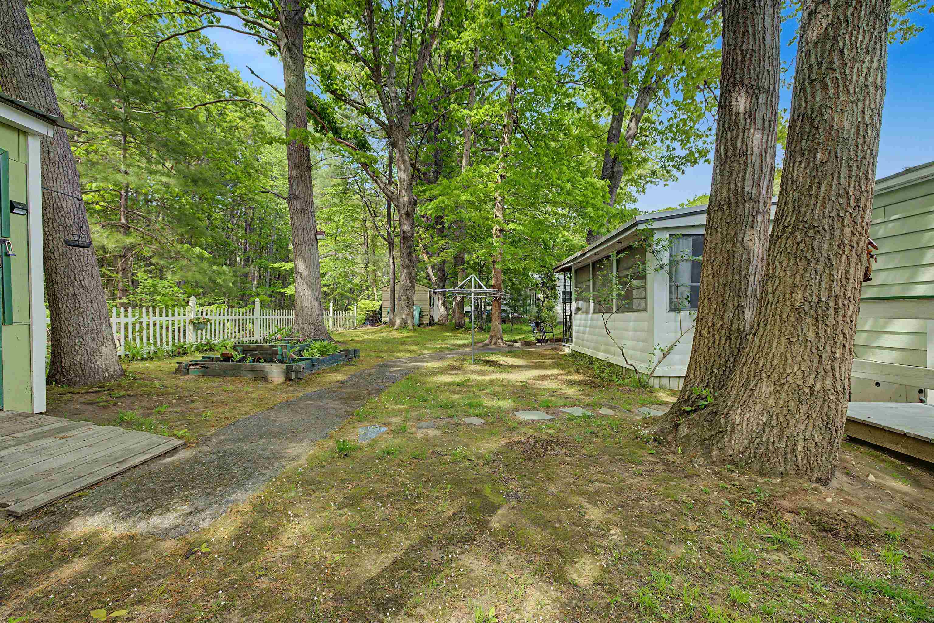 143 Robin Hood Dr, Exeter, NH 03833