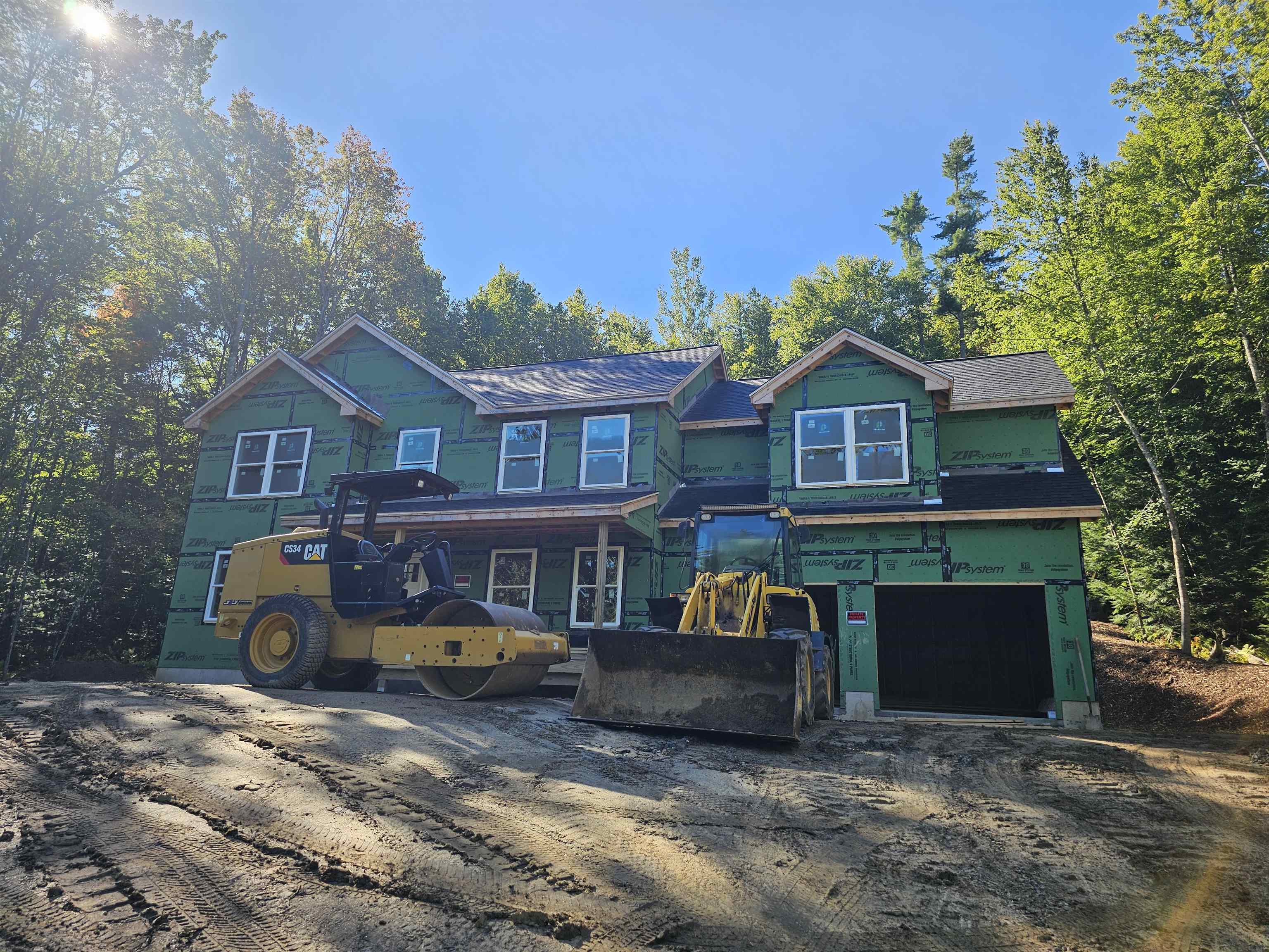 Photo 2 of Single family home for sale at 7 Shaw Rd, Pittsfield, NH 03263 | MLS# 5091752 | Listing updated on 2026-09-16