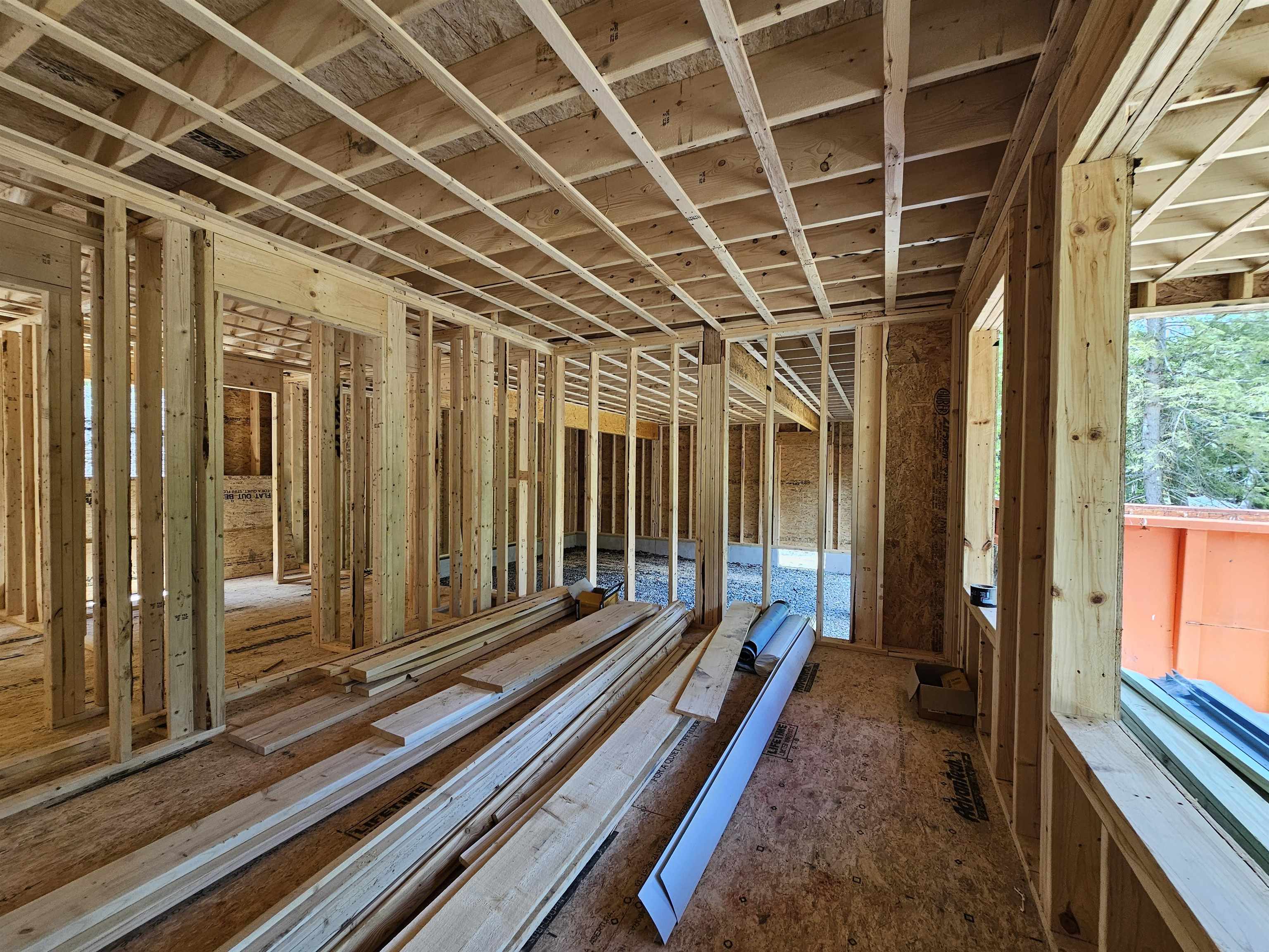 7 Shaw Rd, Pittsfield, NH 03263