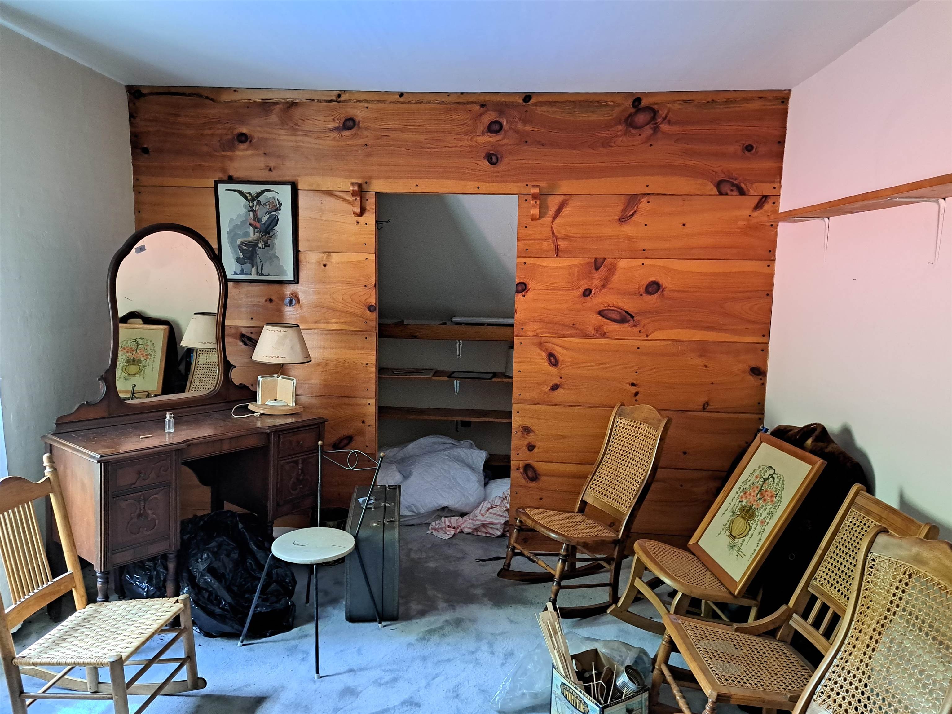 First bedroom 25389292