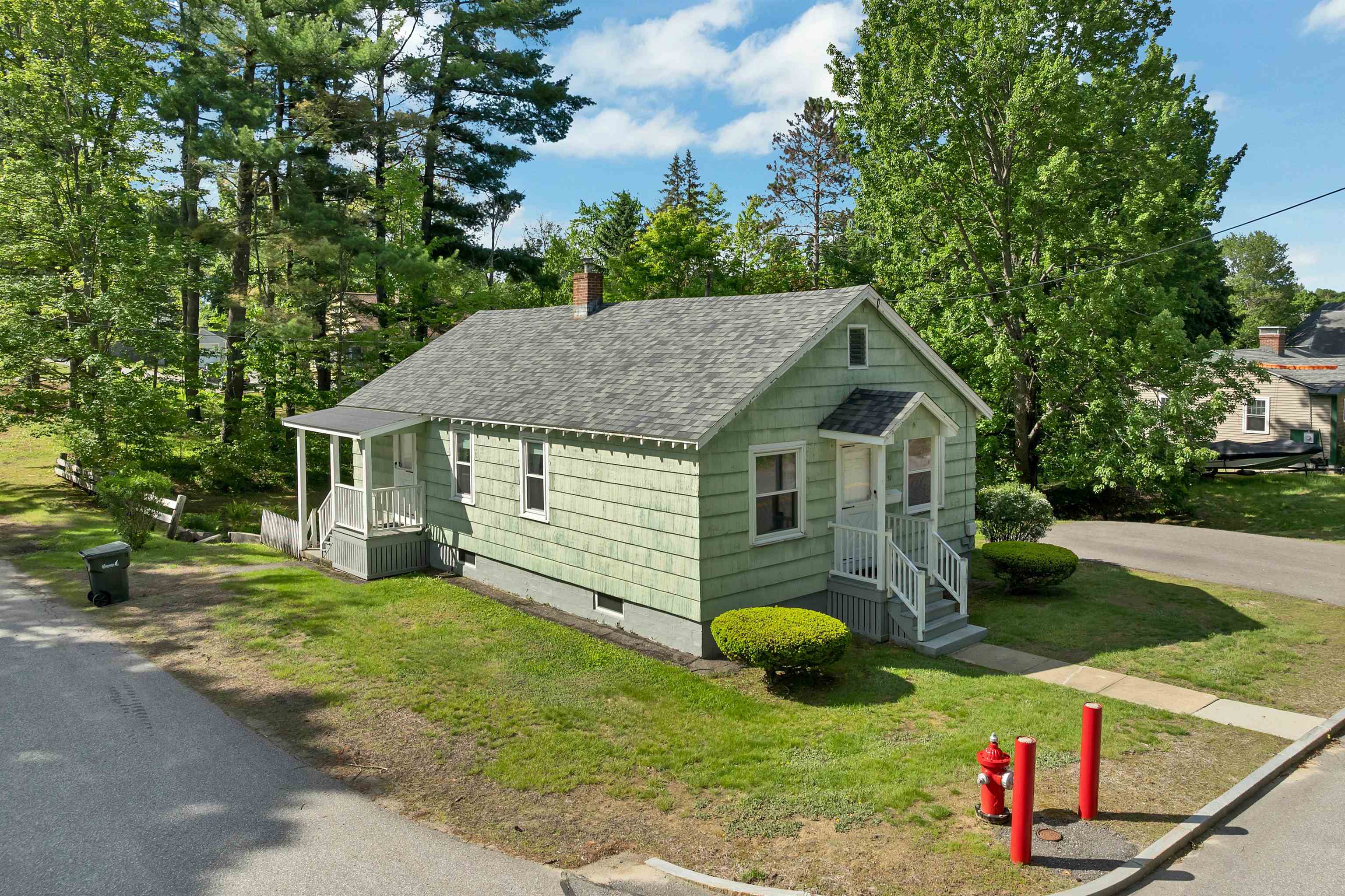 51 Morrill St, Laconia, NH 03246
