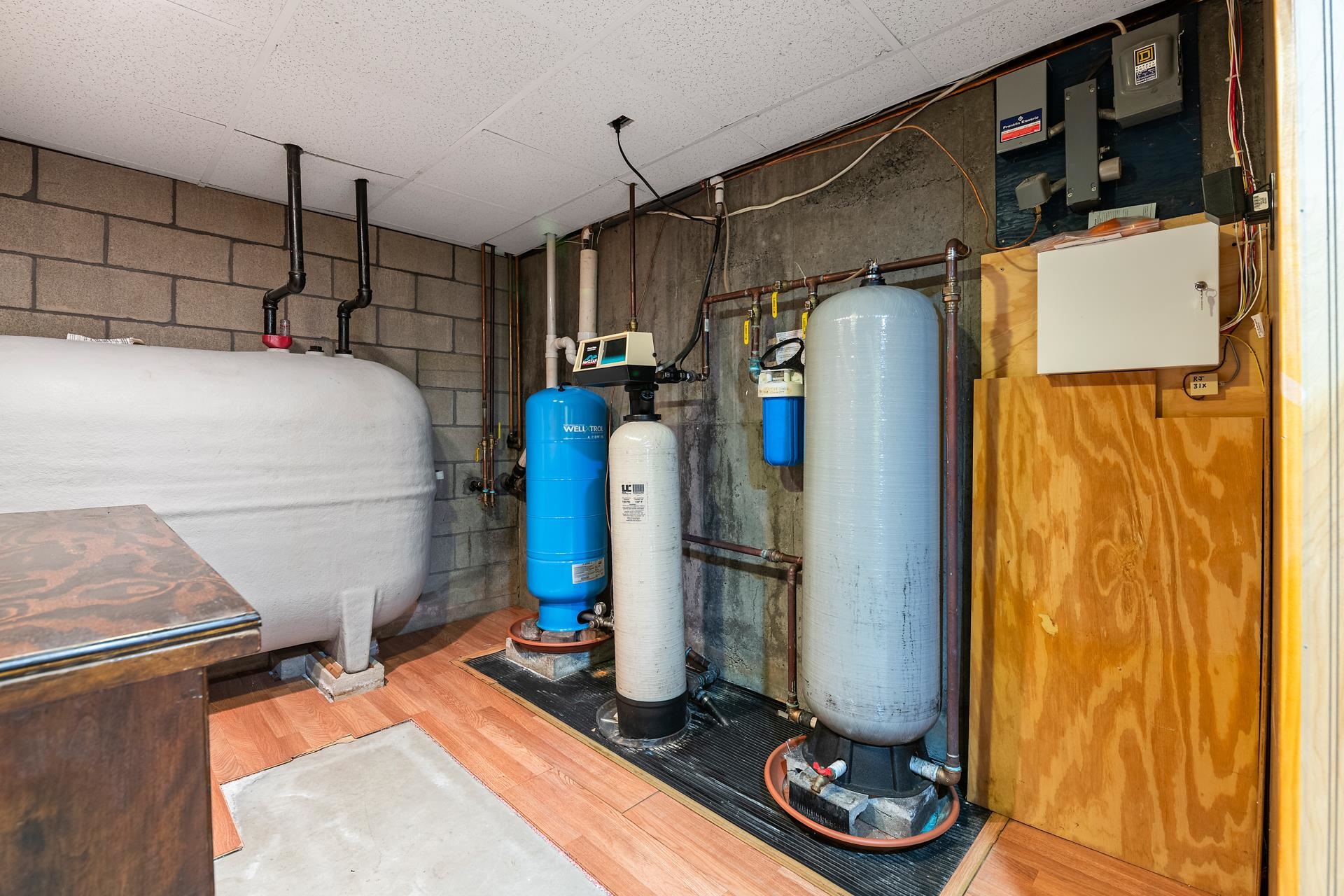 Utility Room 25393639