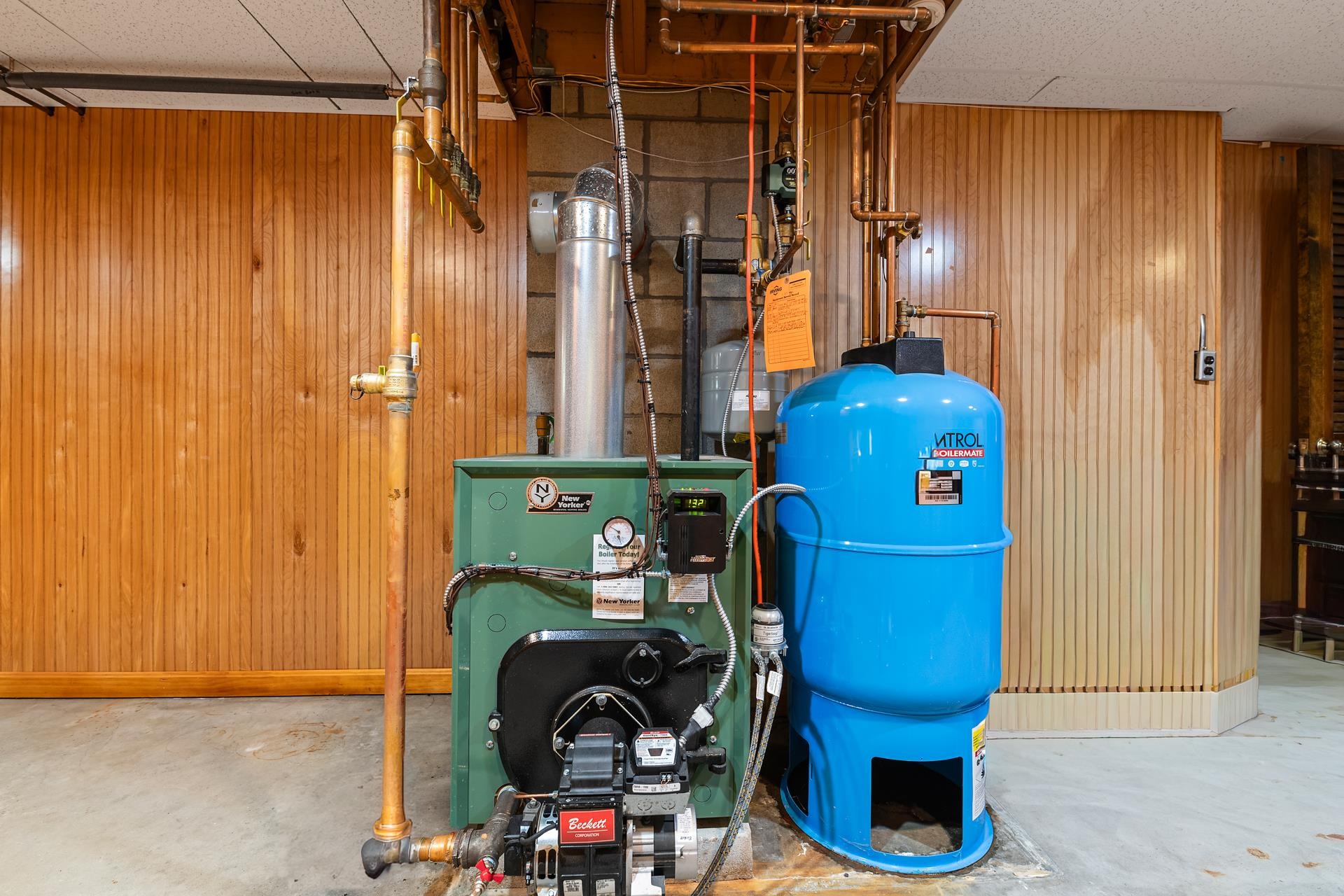 Utility Room 25393640