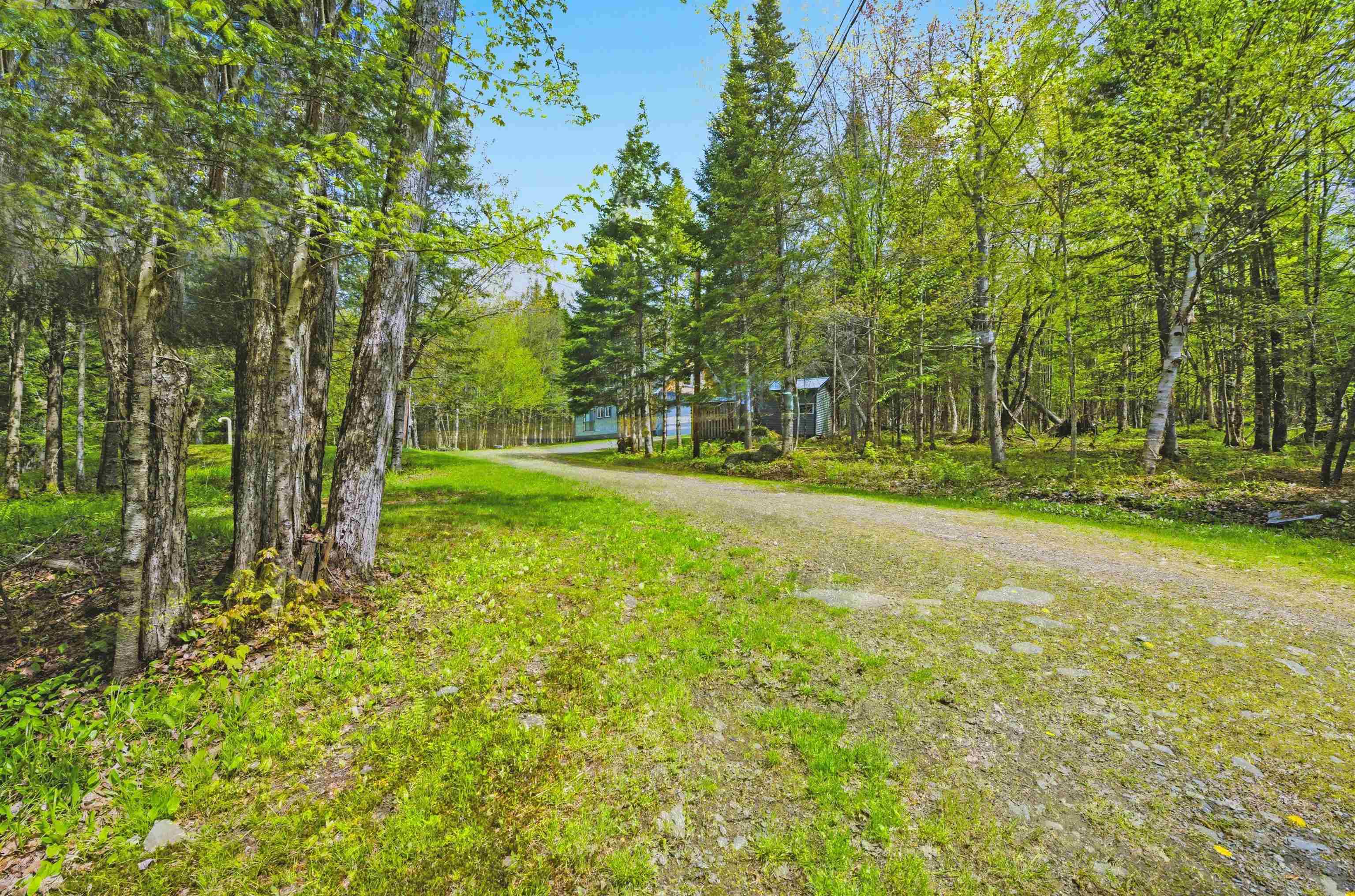 2484 North Main St, Pittsburg, NH 03592