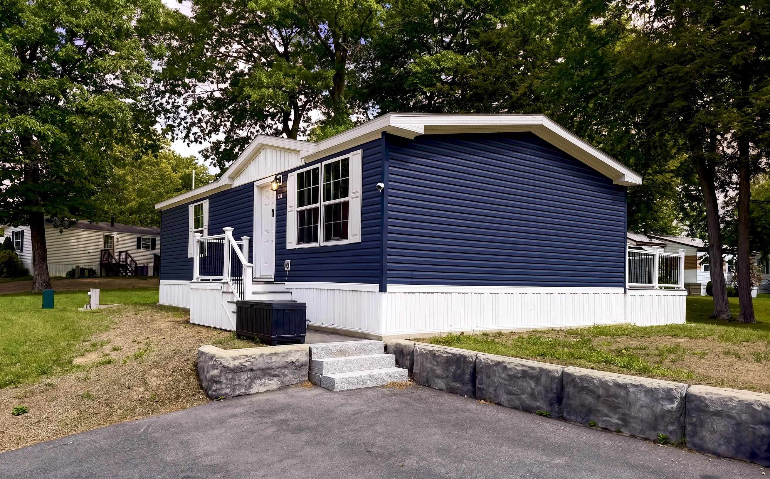 23 South Elderberry Ln, Rochester, NH 03867