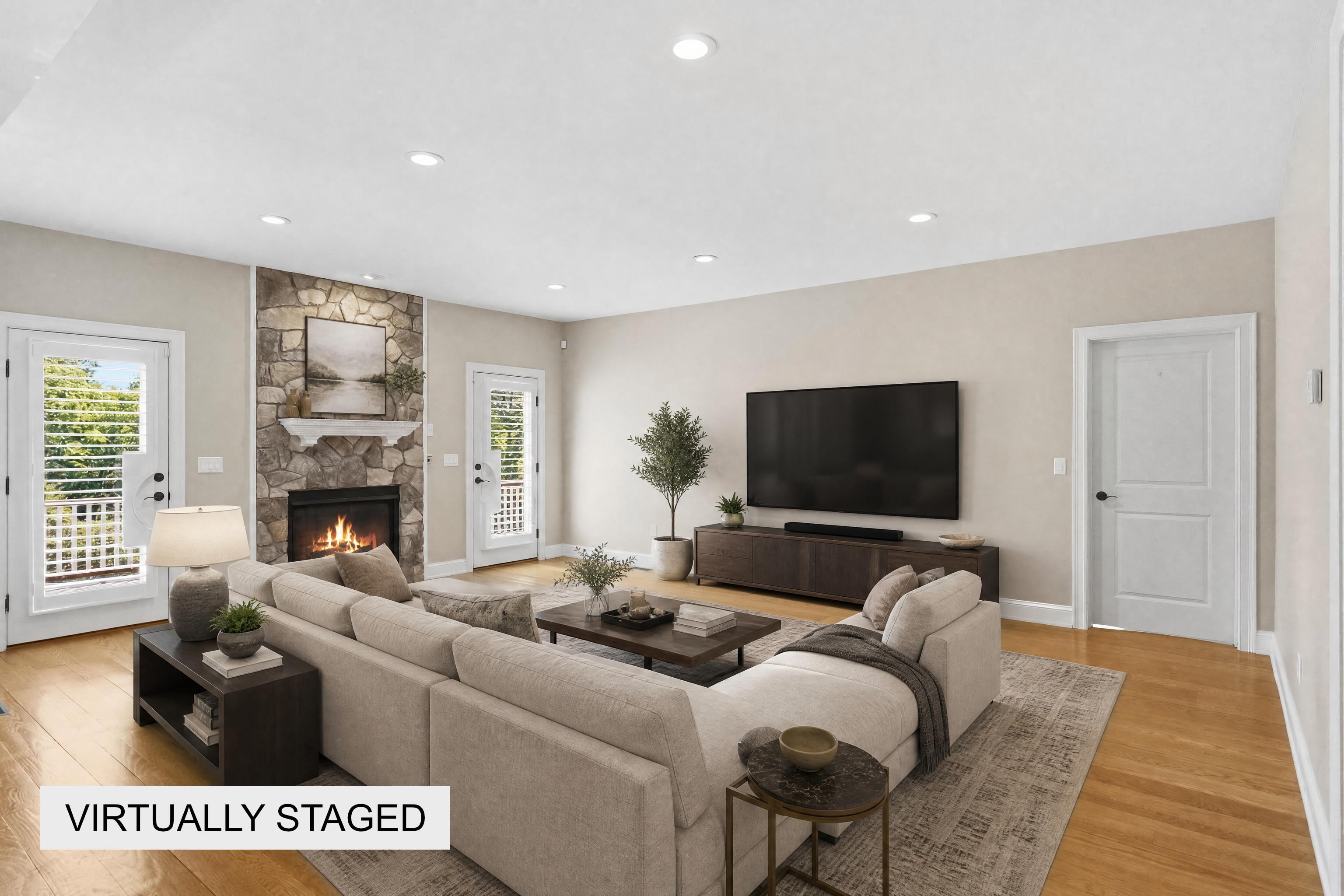 4 South Grater Rd, Merrimack, NH 03054
