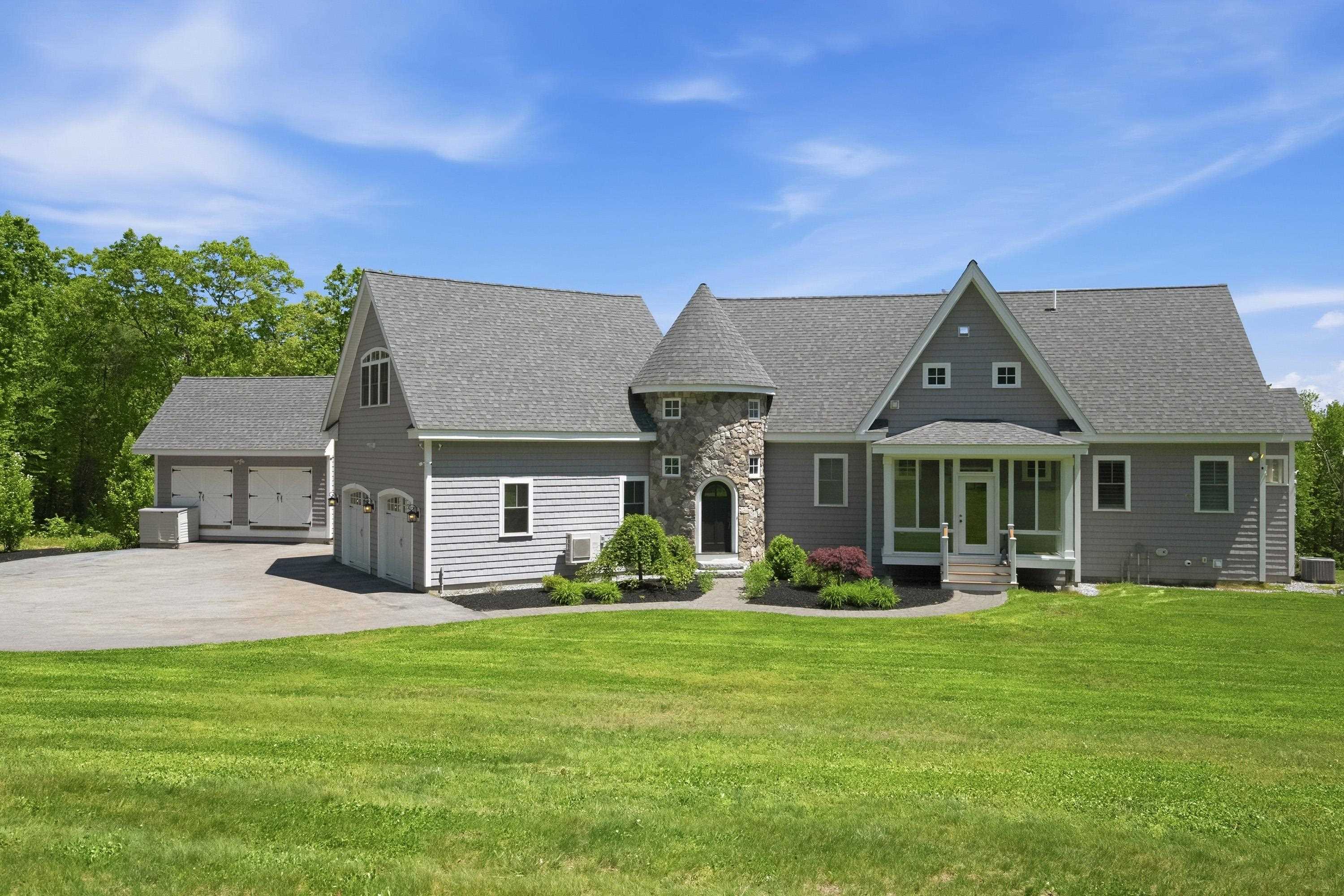 MLS 5091835: 4 South Grater Road, Merrimack NH