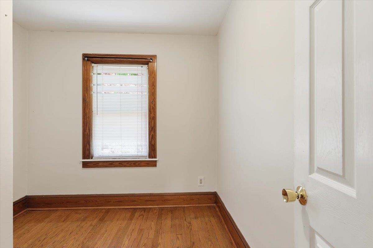 3 Sawyer St, Nashua, NH 03060