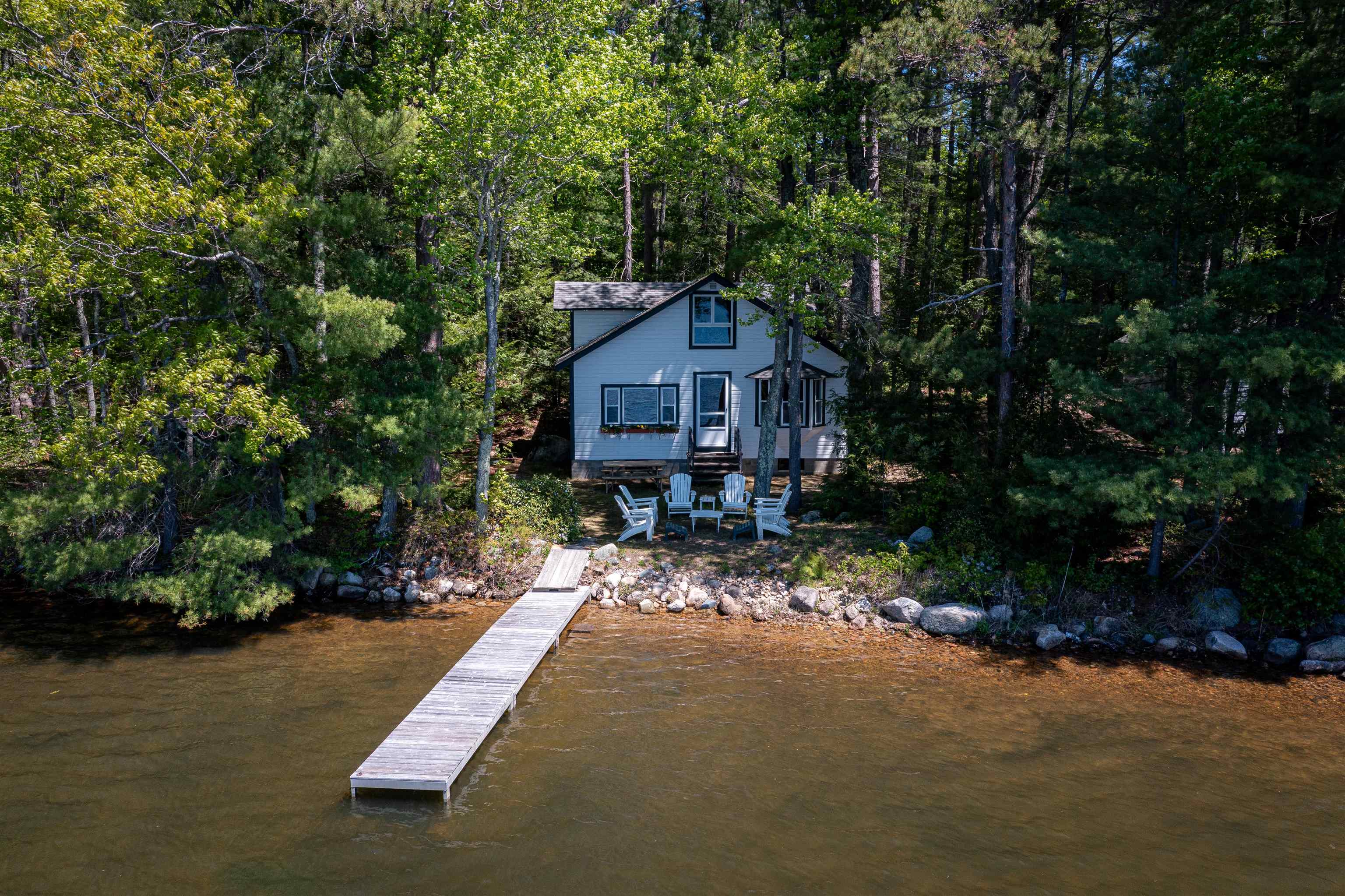35 Oak Ave, Effingham, NH 03882