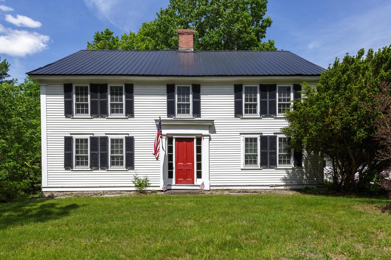 2 Raymond Rd, Deerfield, NH 03037