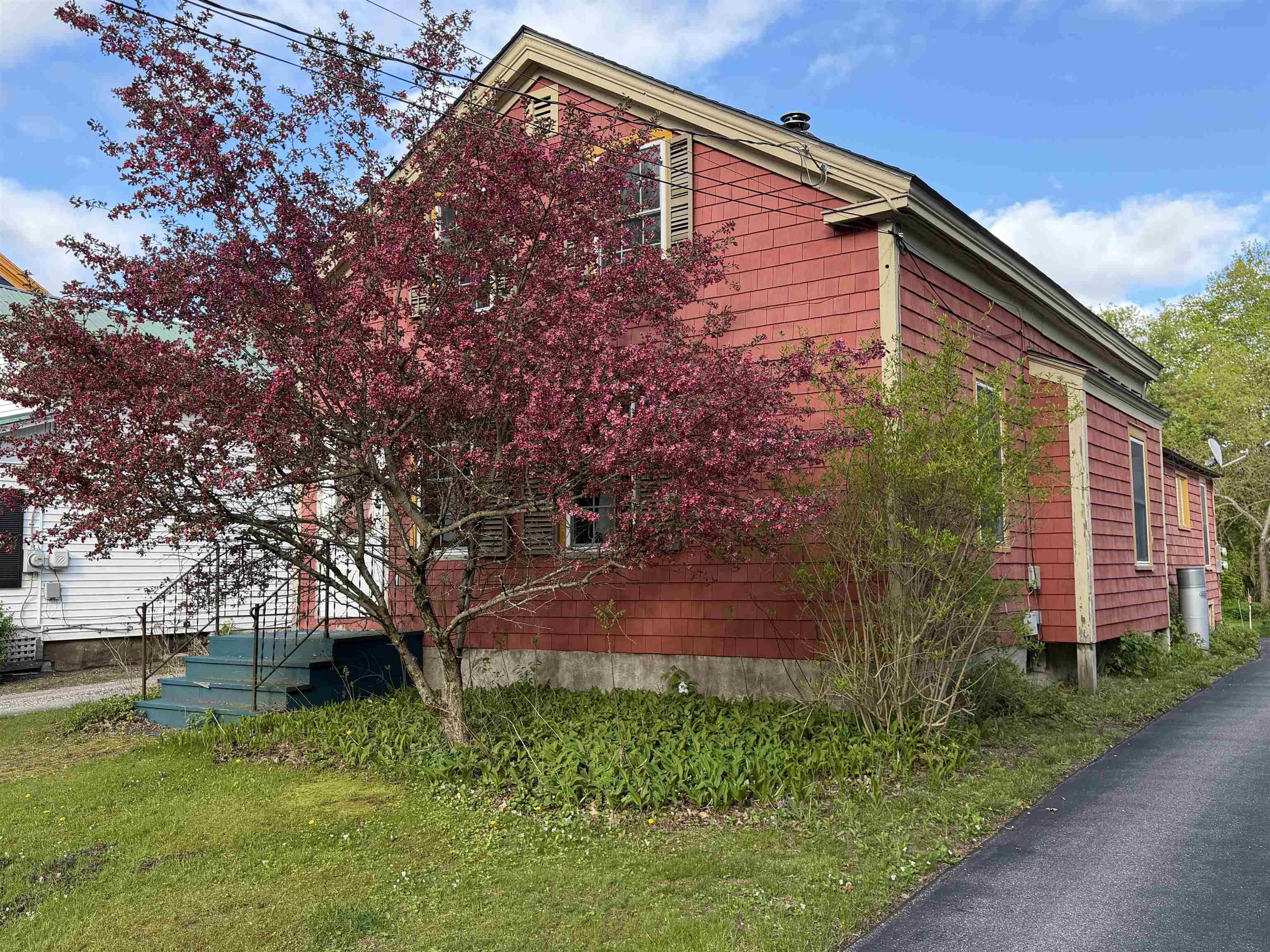 16 Pearl St, Brandon, VT 05733
