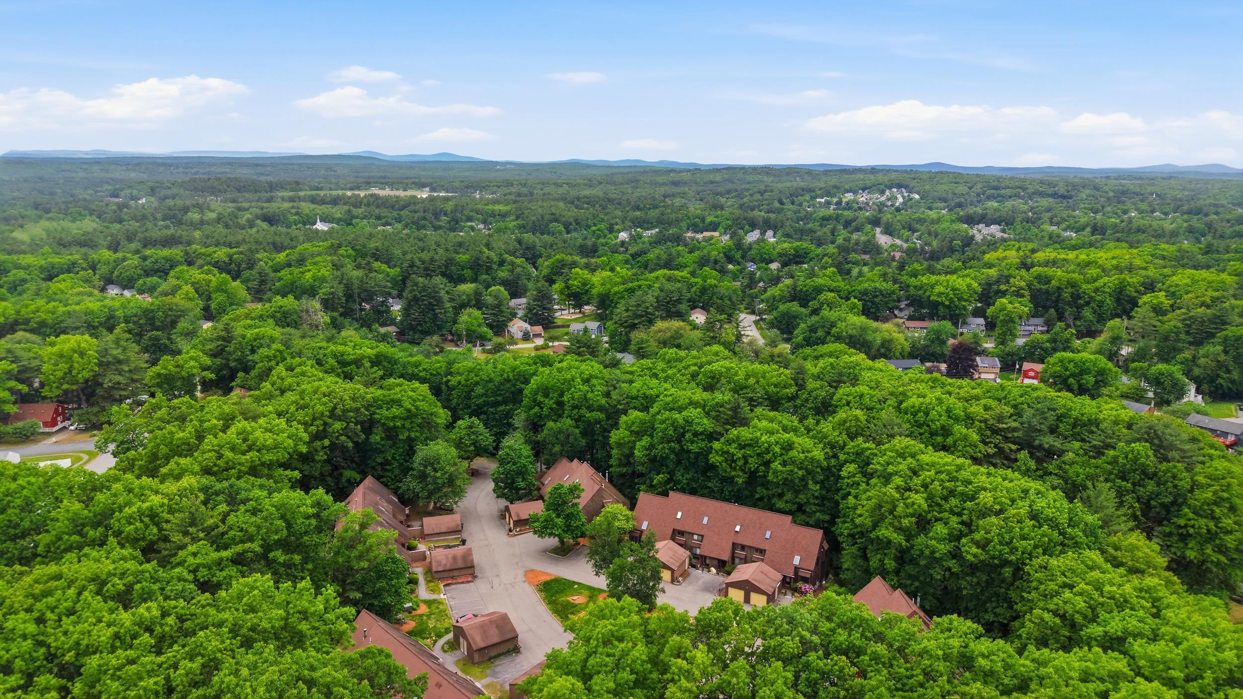 25 Silverton Dr, Nashua, NH 03062