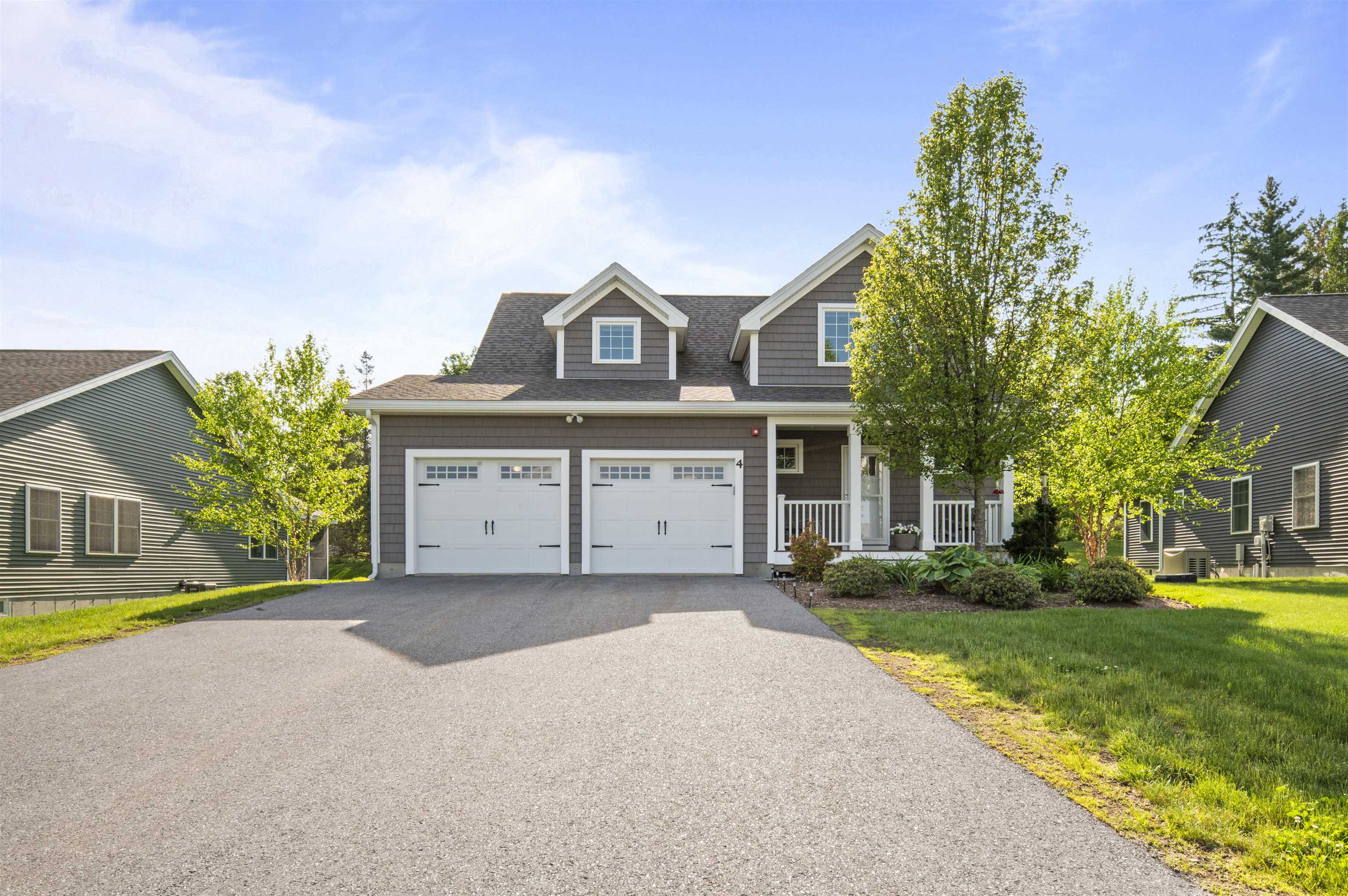 4 Three Ponds Dr, Brentwood, NH 03833