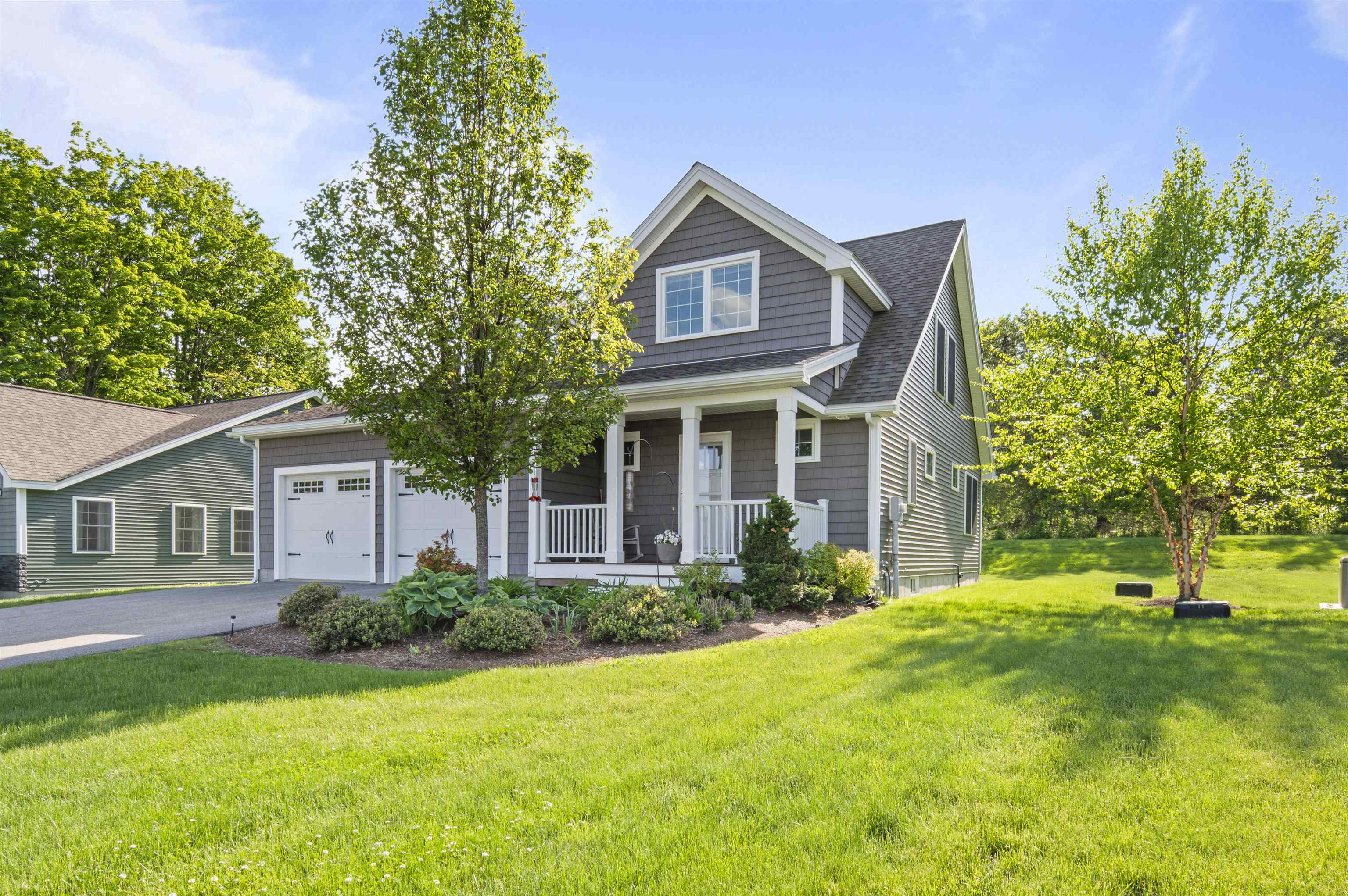 4 Three Ponds Dr, Brentwood, NH 03833