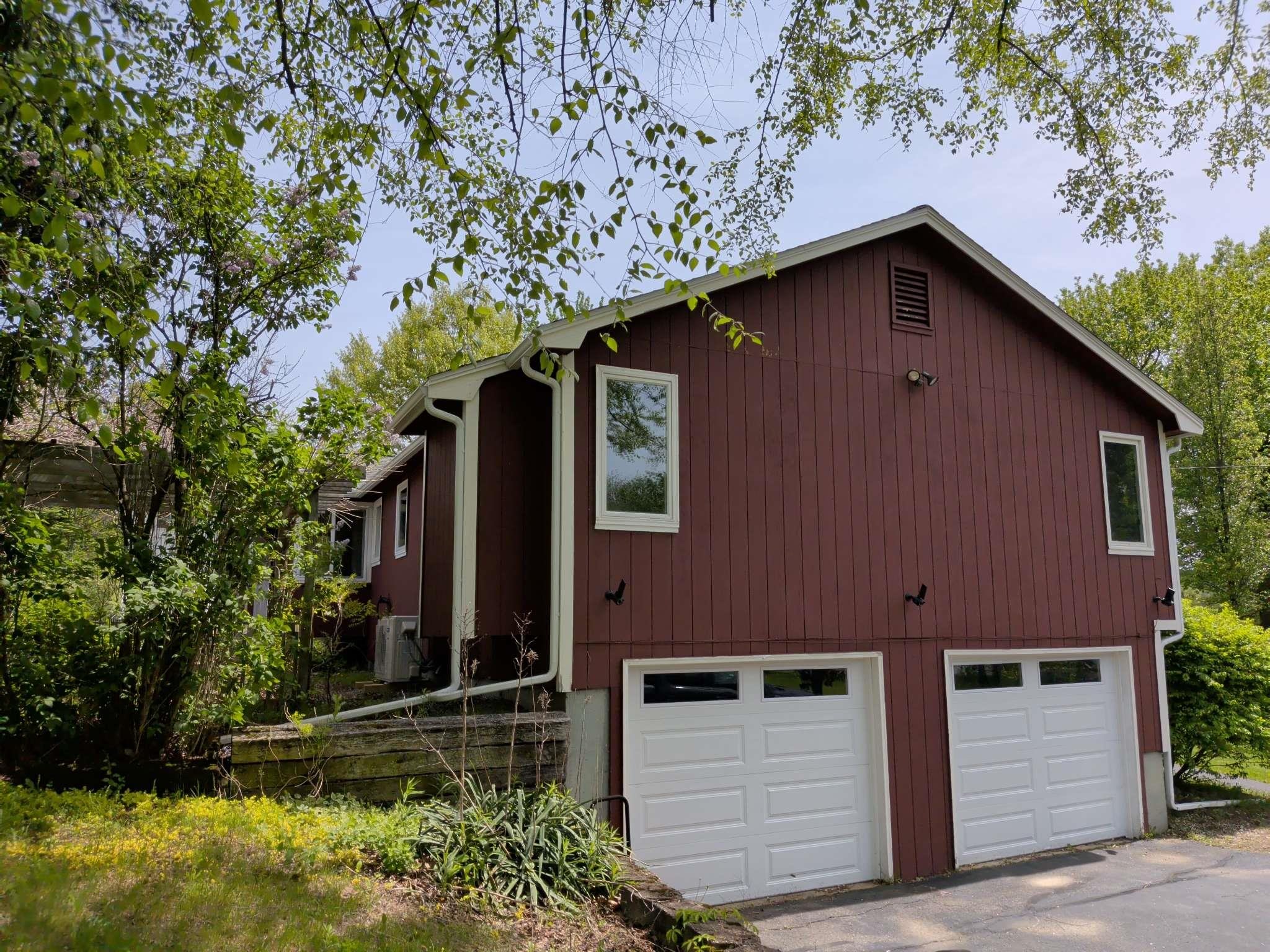 39 Old Auburn Rd, Derry, NH 03038