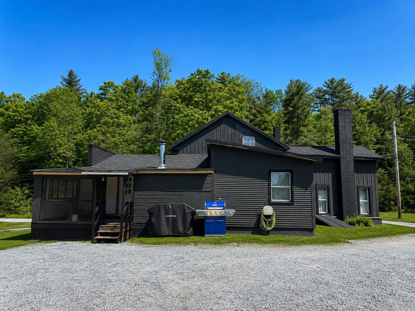 51 Carver St, Brandon, VT 05733