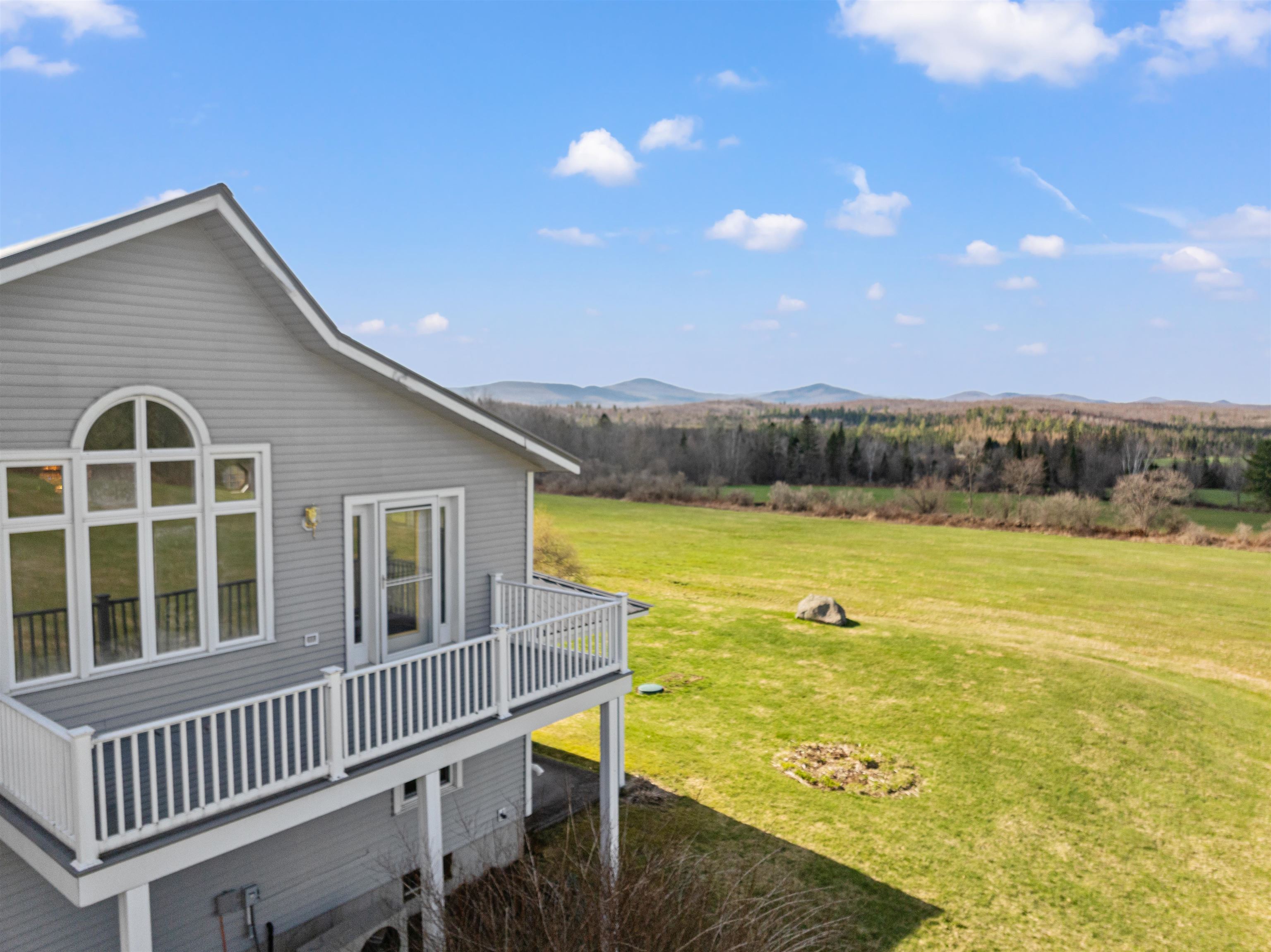 68 Garland Rd, Lancaster, NH 03584