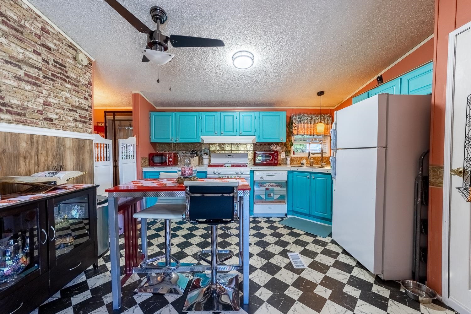 11 Trail St #8, Franklin, NH 03235