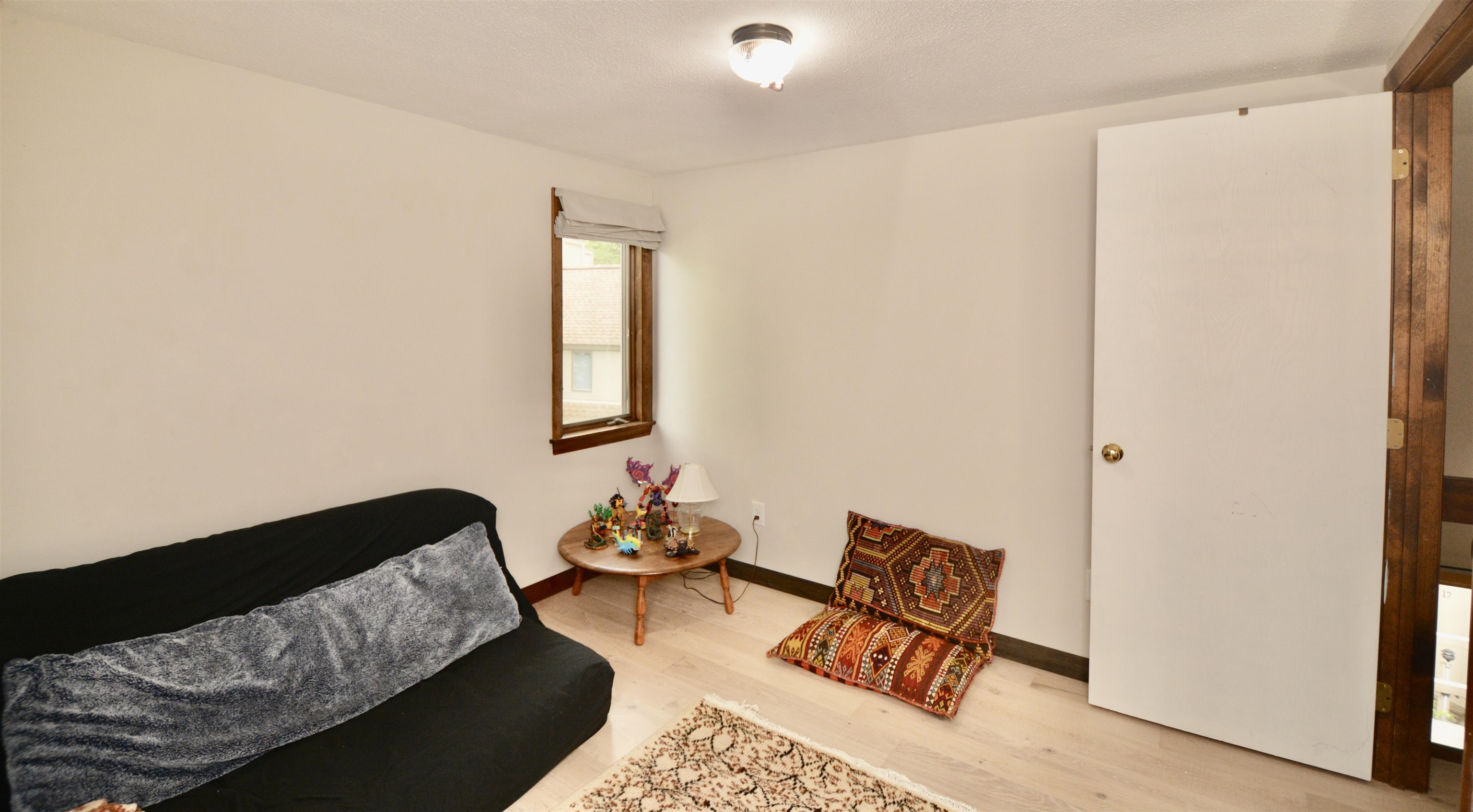 21 Pleasant Dr, Grantham, NH 03753