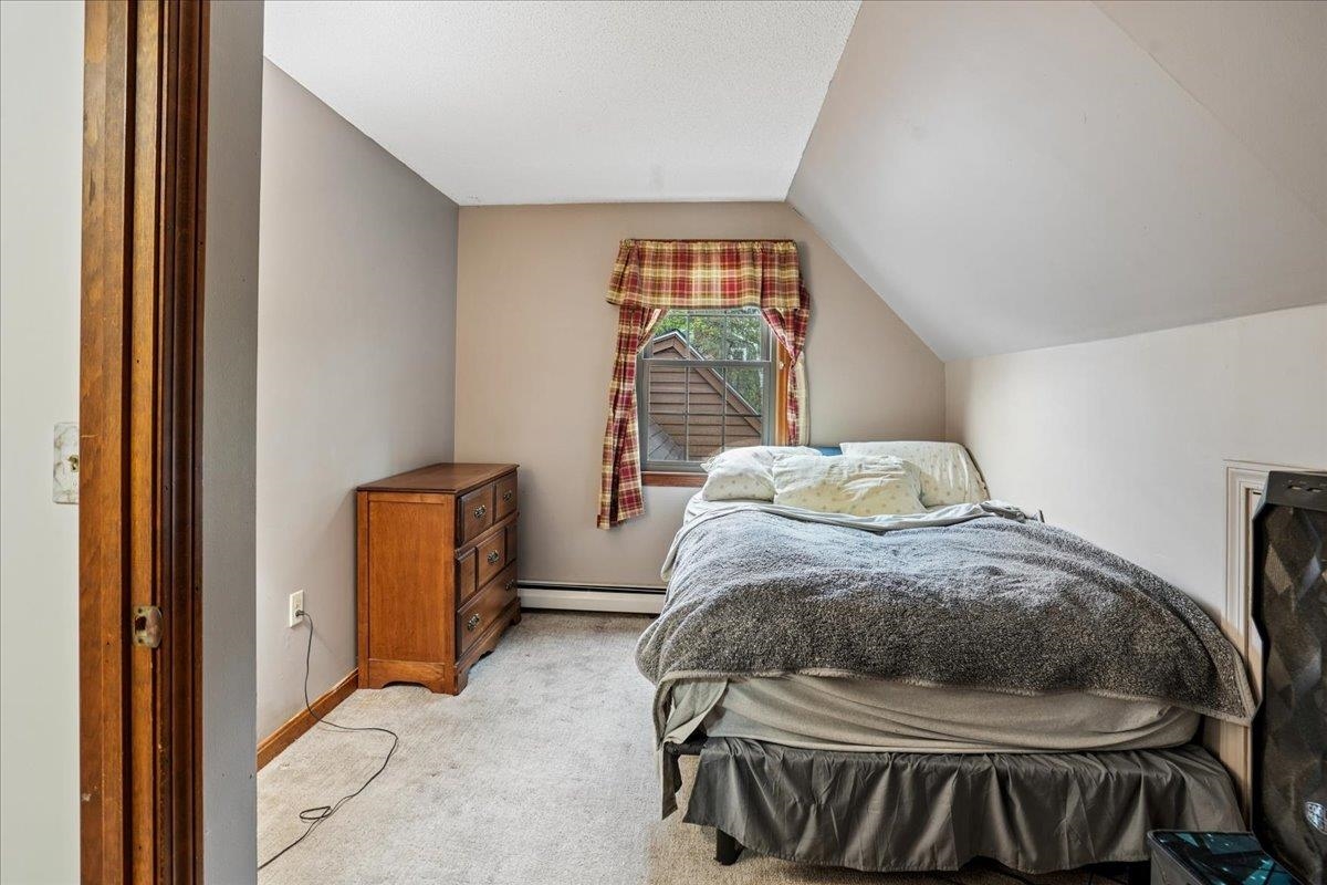 93 English Range Rd, Derry, NH 03038