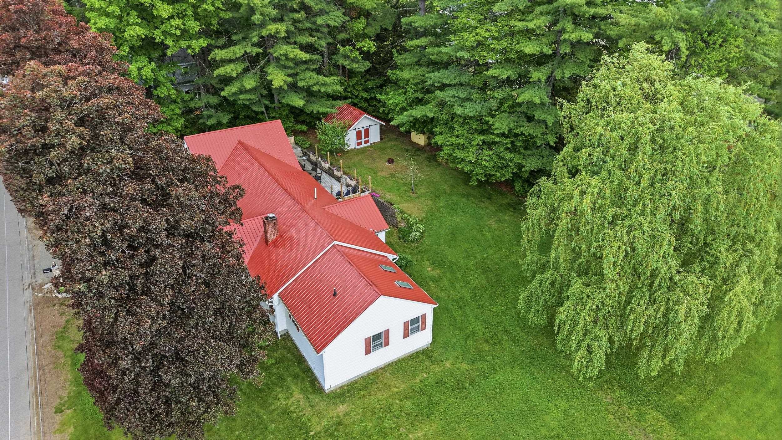 19 Deer St, Tilton, NH 03276