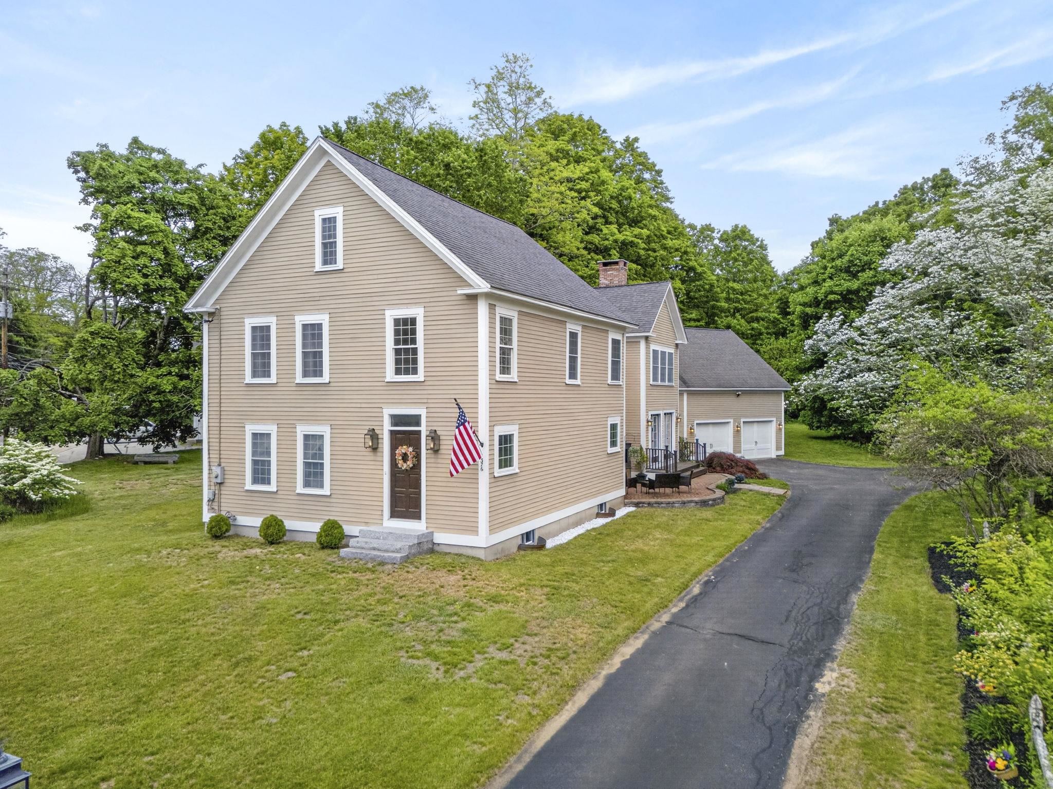 376 Main St, Hopkinton, NH 03229