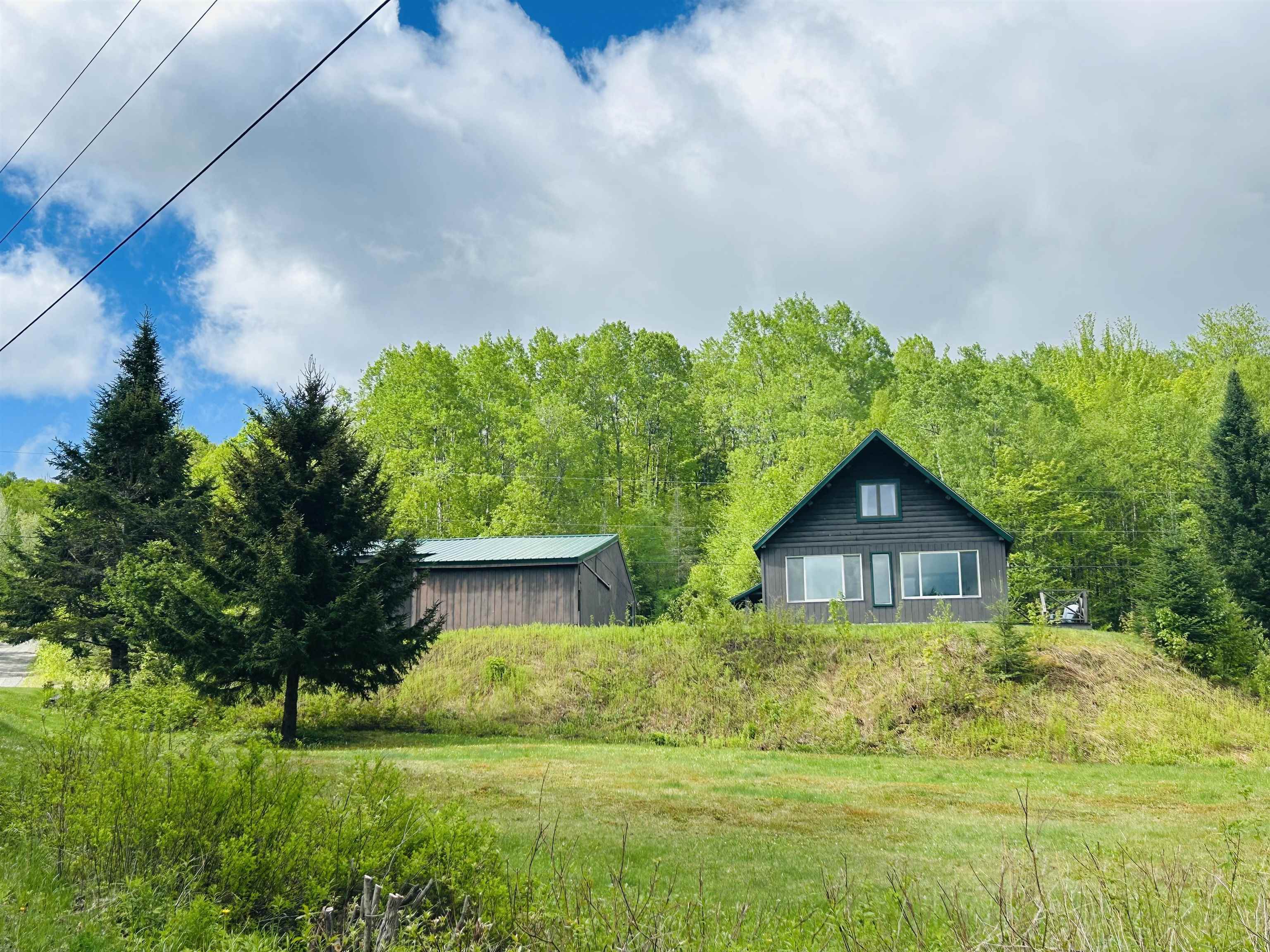 6 Femia Dr, Stewartstown, NH 03576