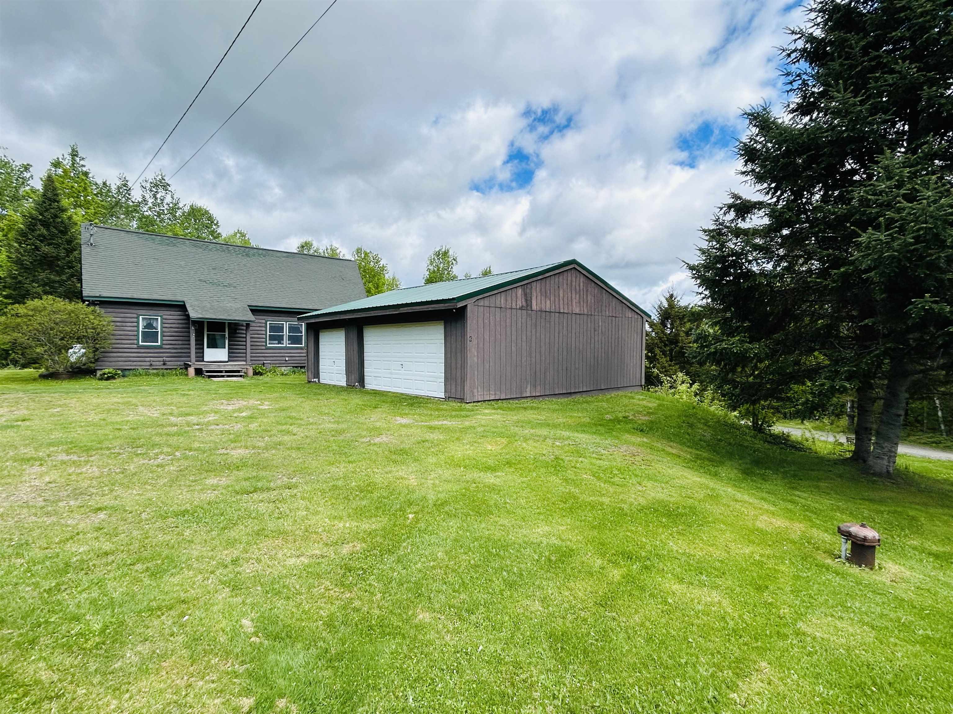 6 Femia Dr, Stewartstown, NH 03576