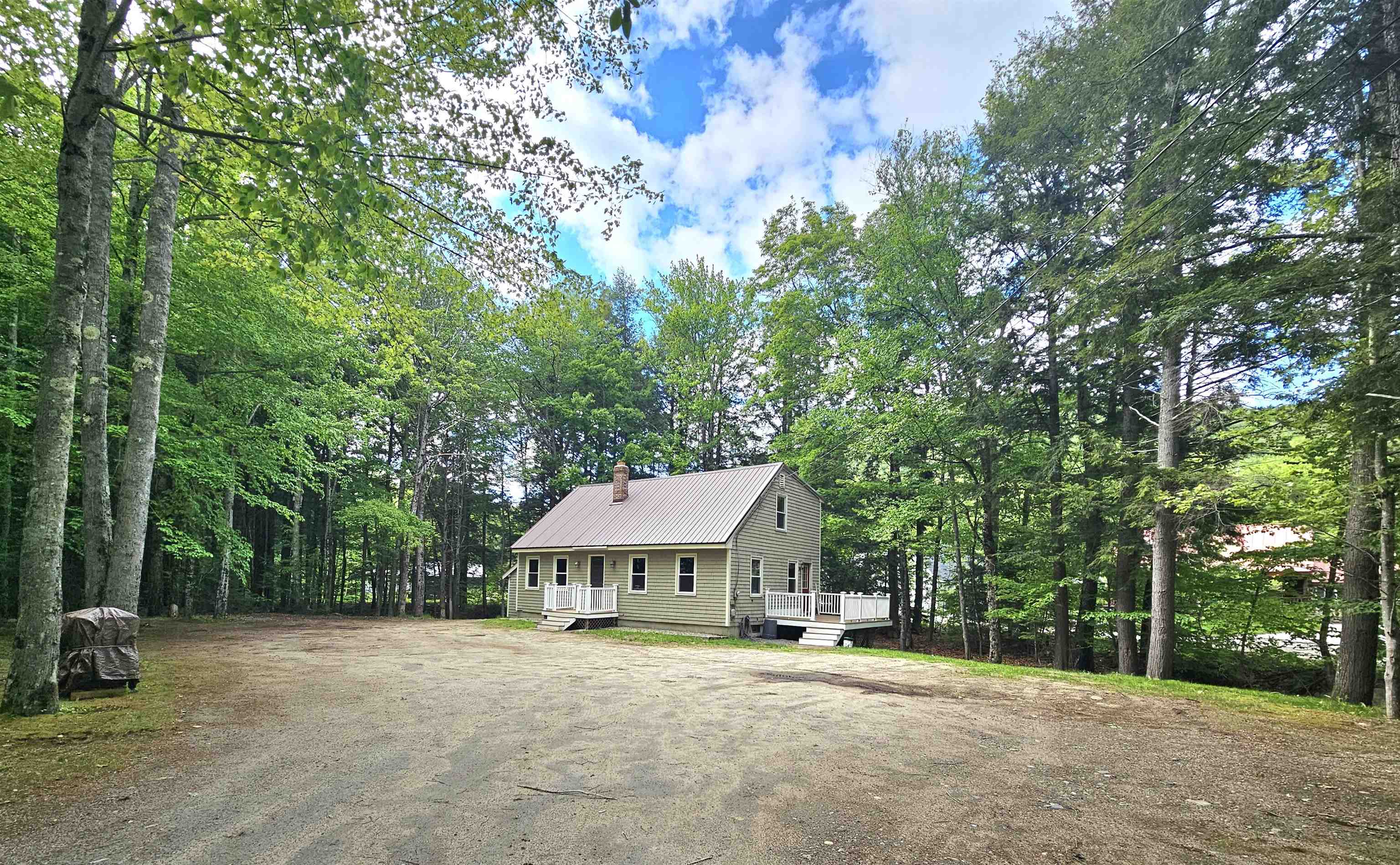 27 Boyle St, Lincoln, NH 03251