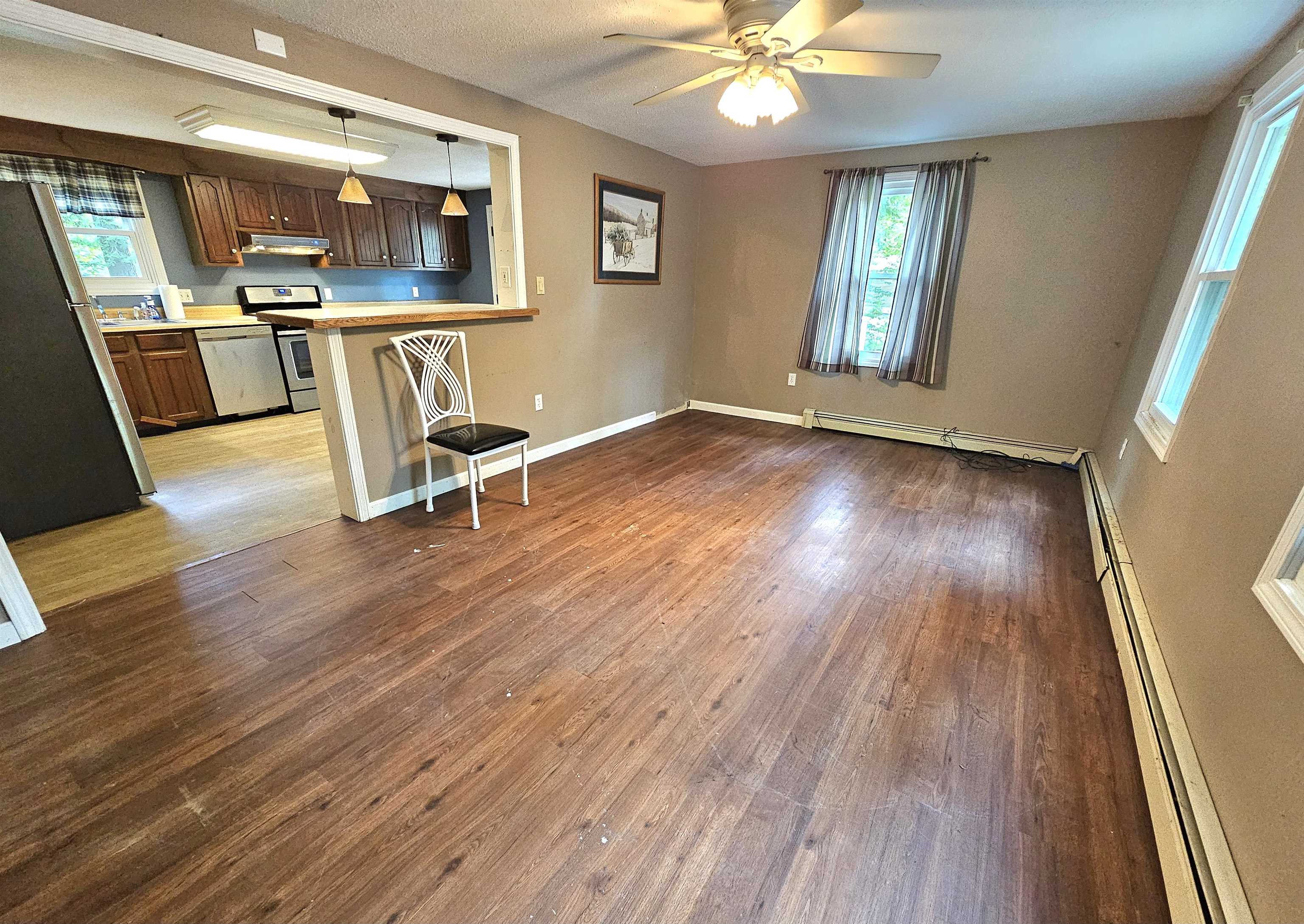 27 Boyle St, Lincoln, NH 03251