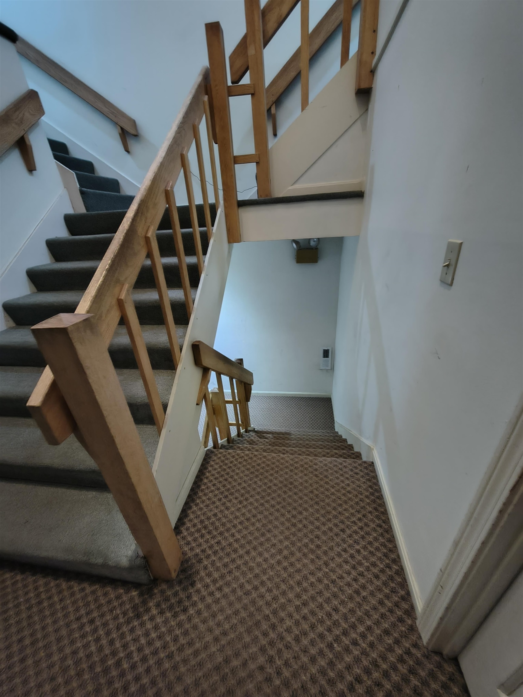 376 Union Avenue, Laconia, NH photo 4