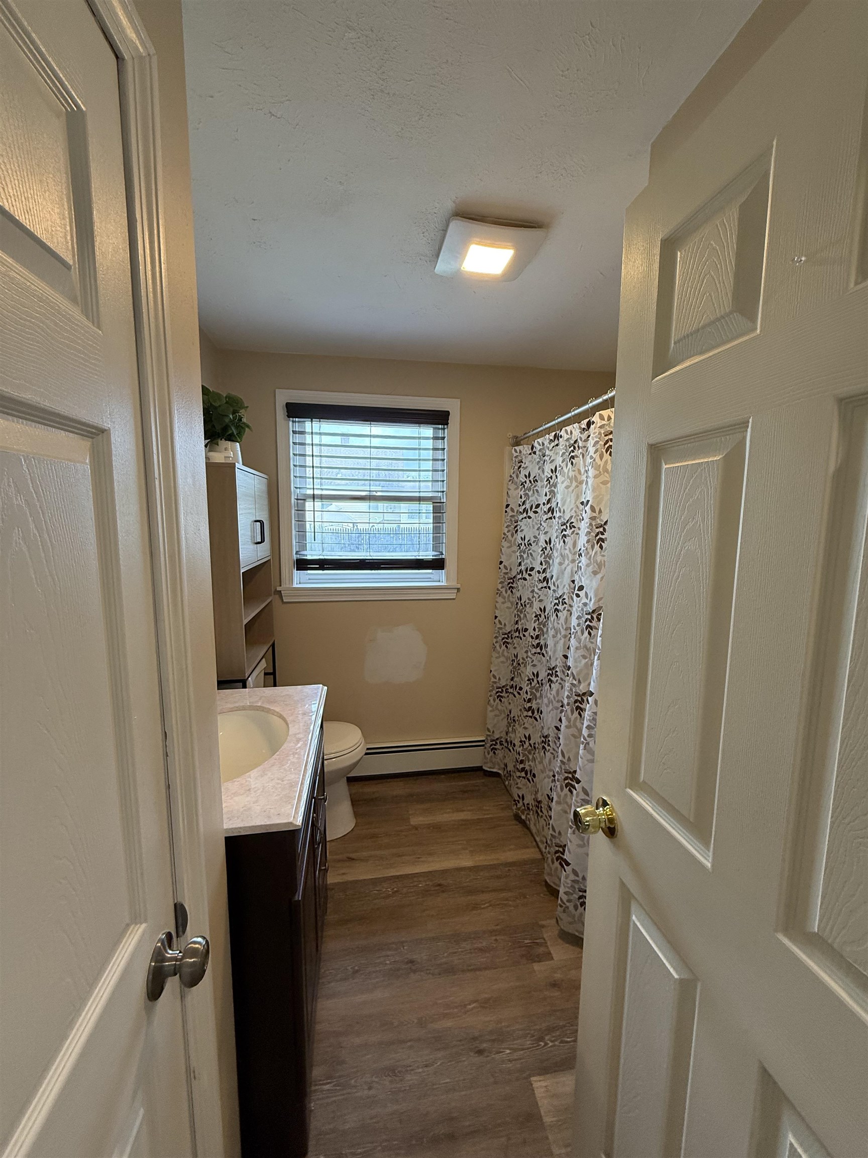 7 Willow St, Allenstown, NH 03275