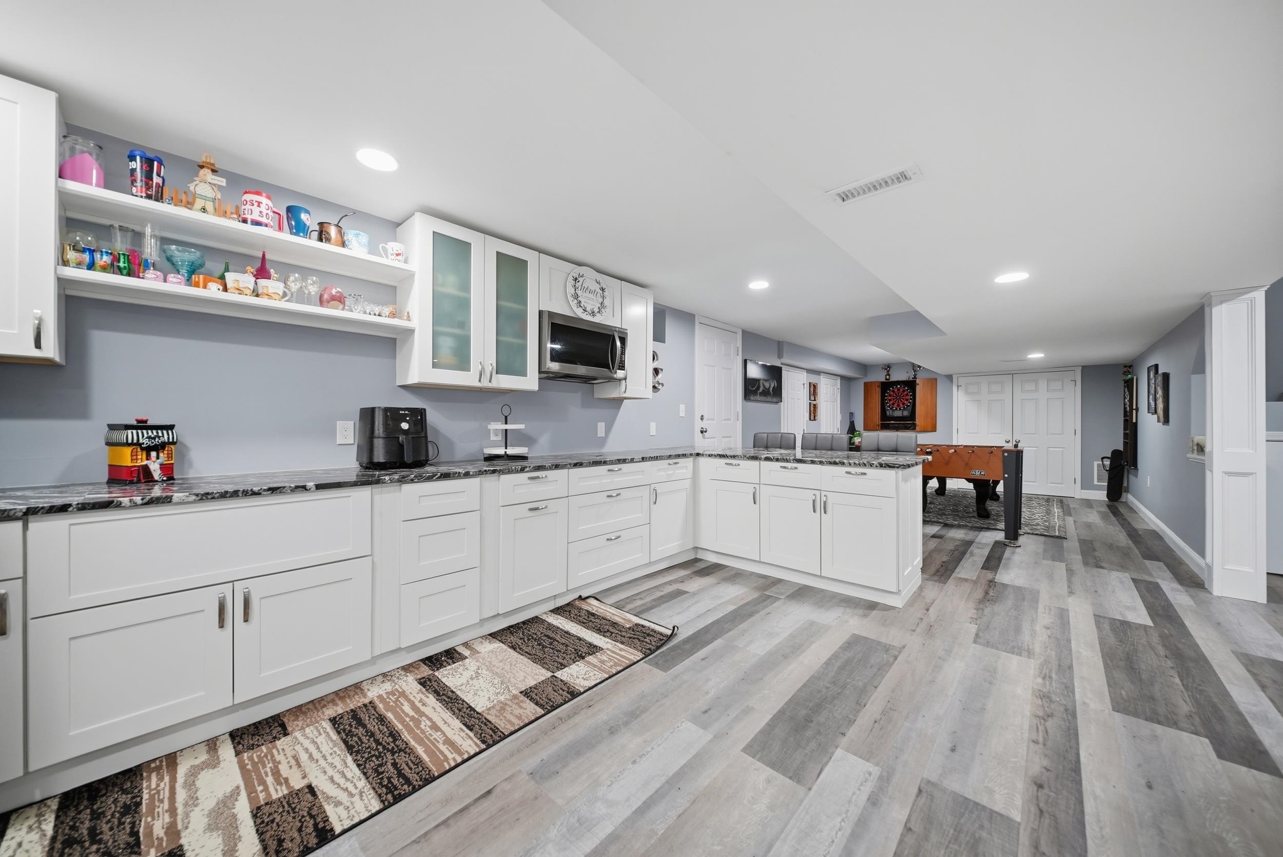 18 Stone Post Rd, Salem, NH 03079