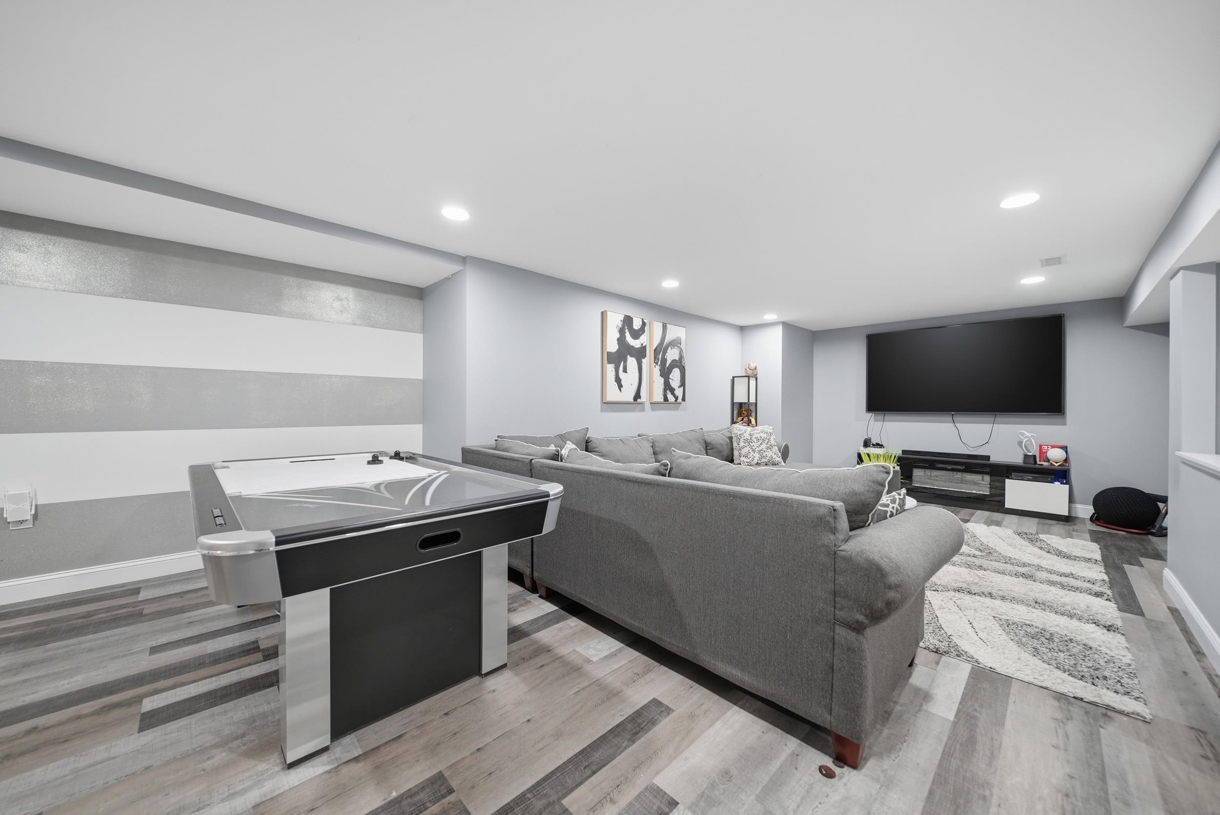 18 Stone Post Rd, Salem, NH 03079