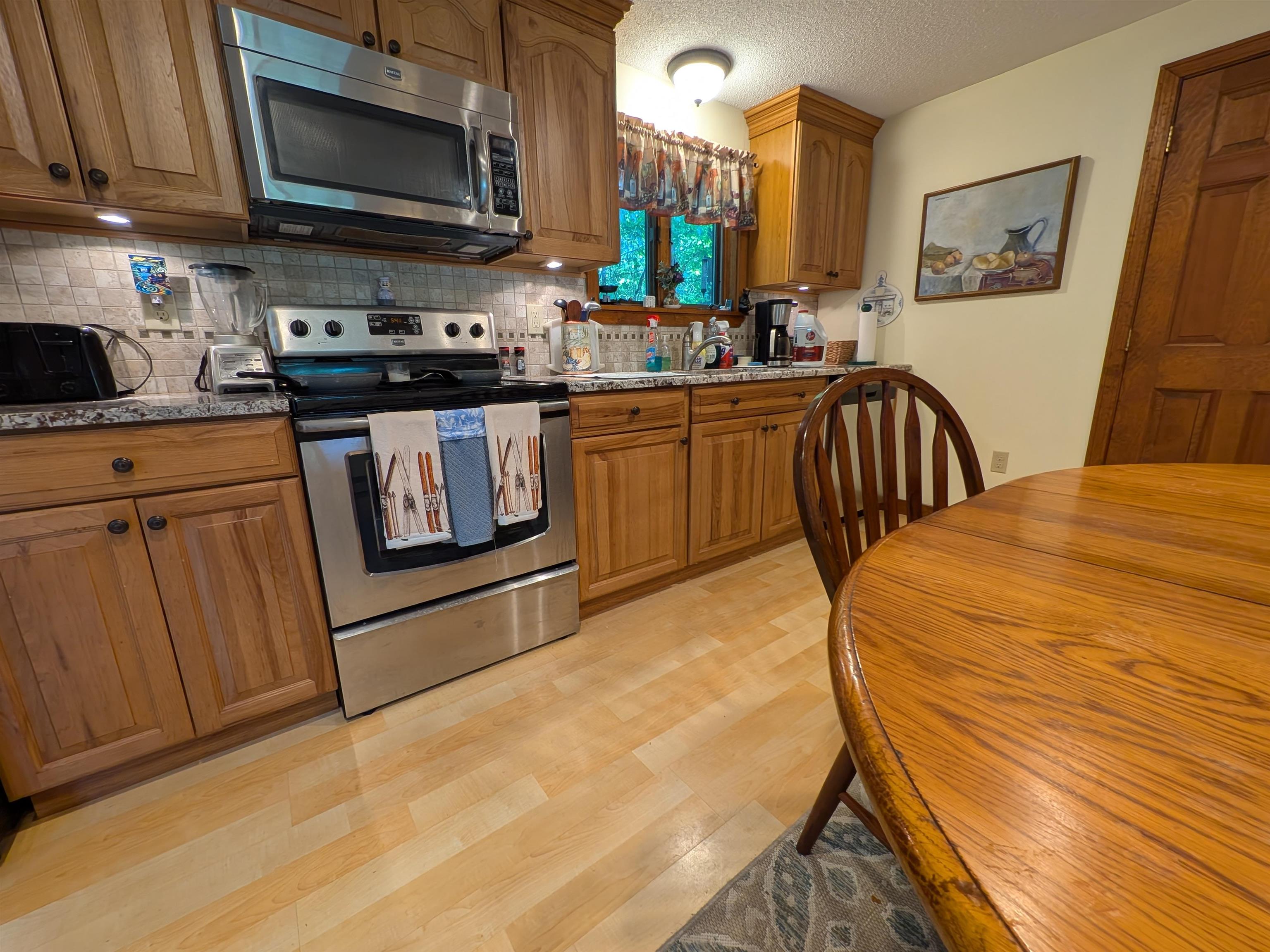 1014 West Side Rd, Conway, NH 03813