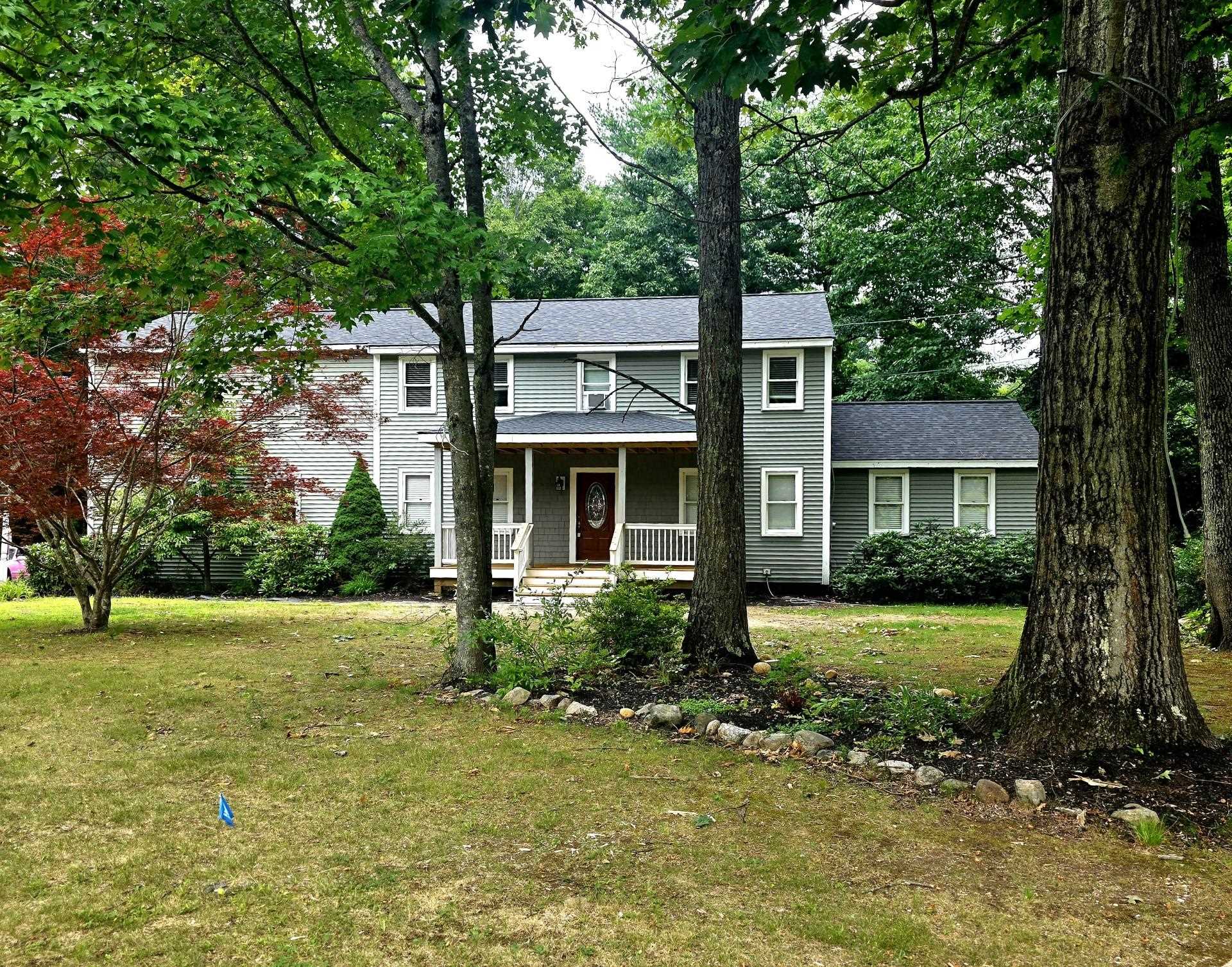 Photo 4 of 58