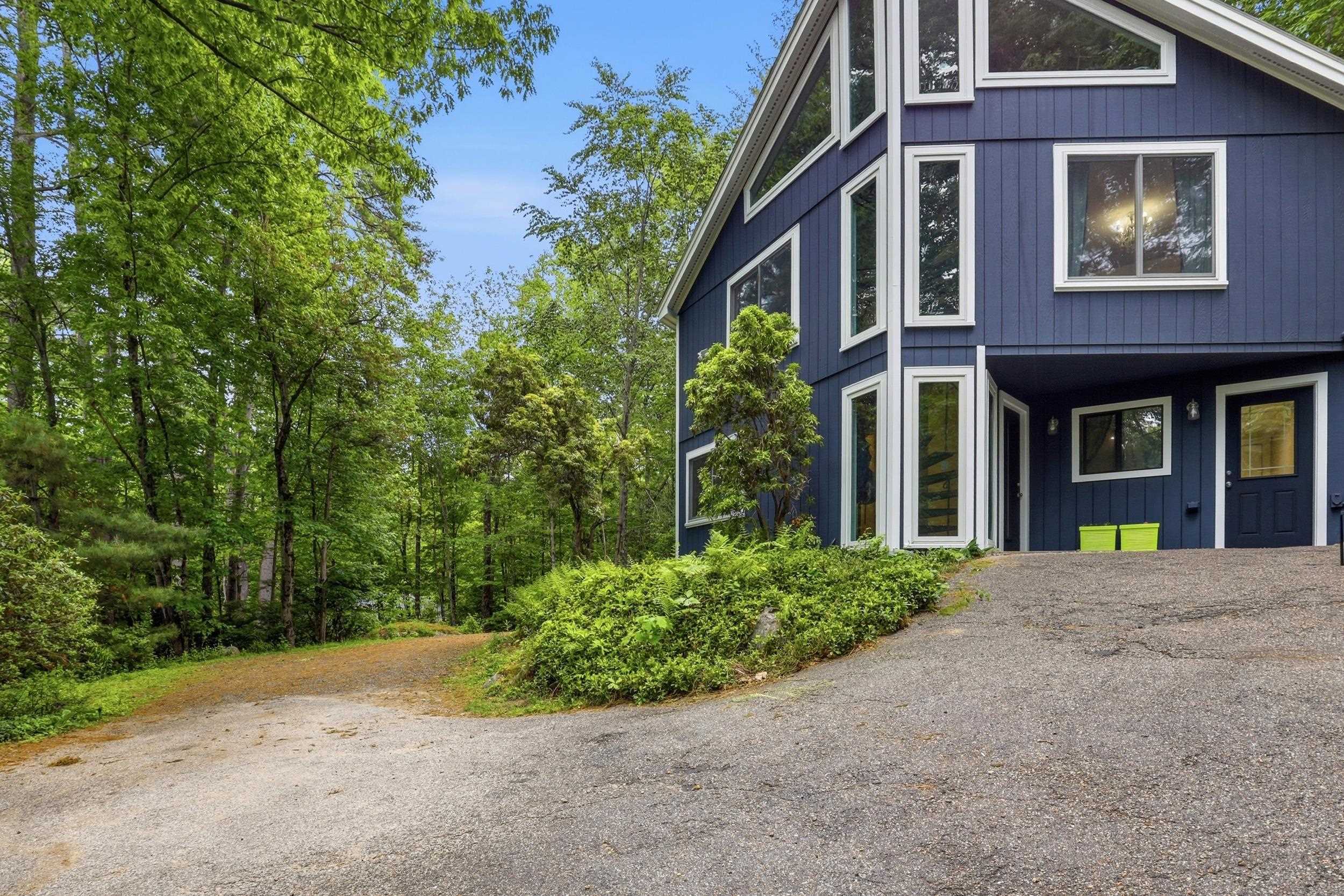 8 Orchard Dr, Durham, NH 03824