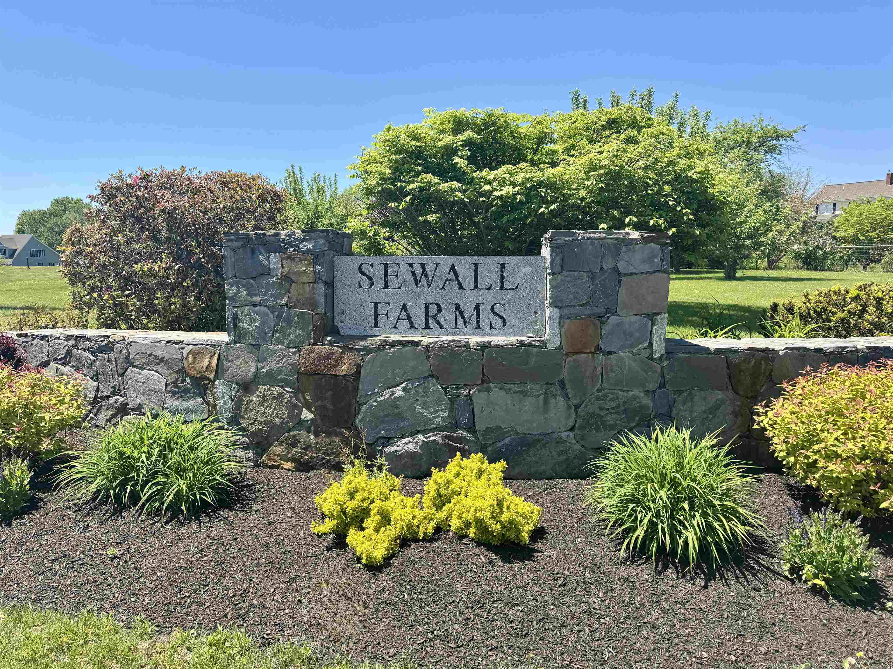 7 Blossom Ln #45, Stratham, NH 03885