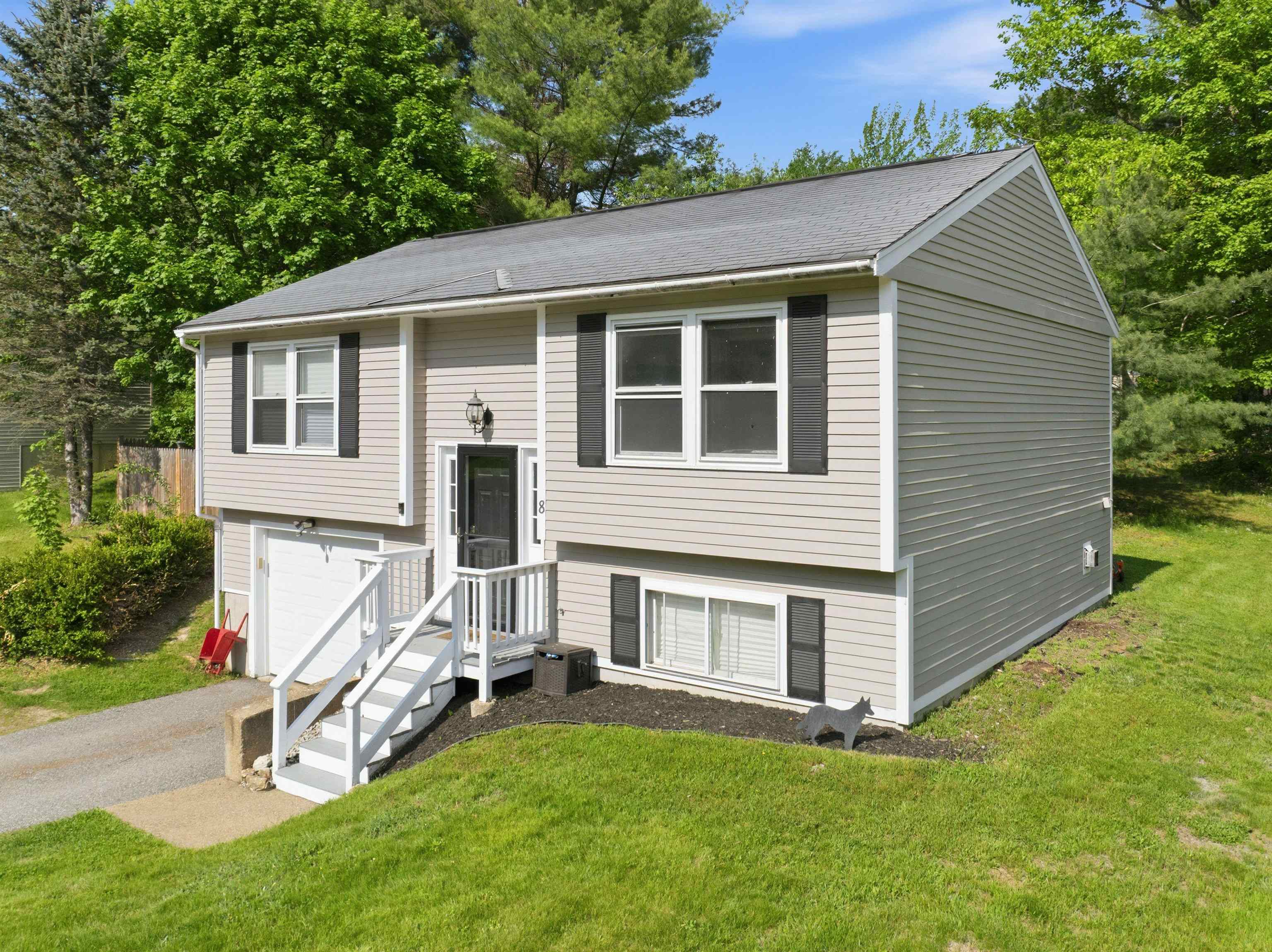 8 Glenridge Rd, Belmont, NH 03220