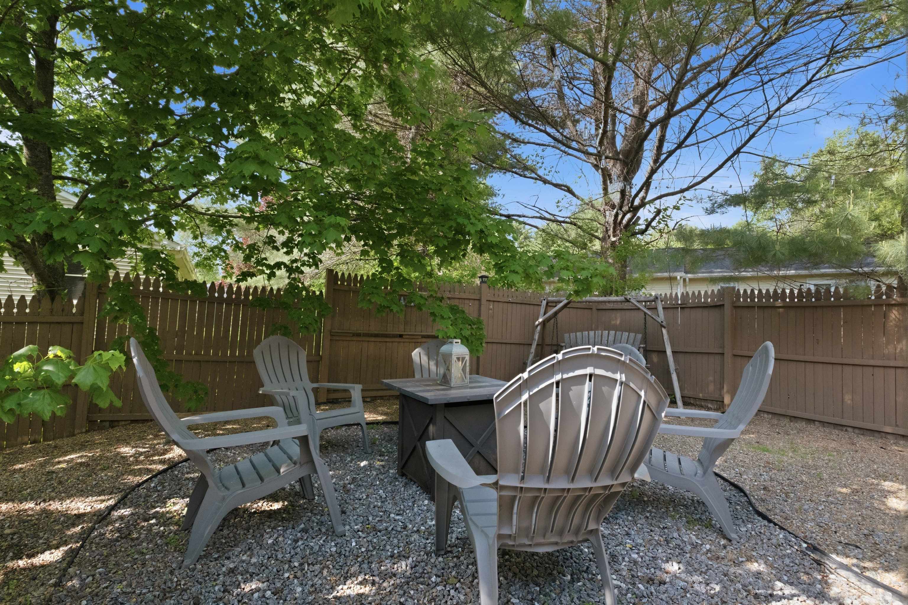 8 Glenridge Rd, Belmont, NH 03220