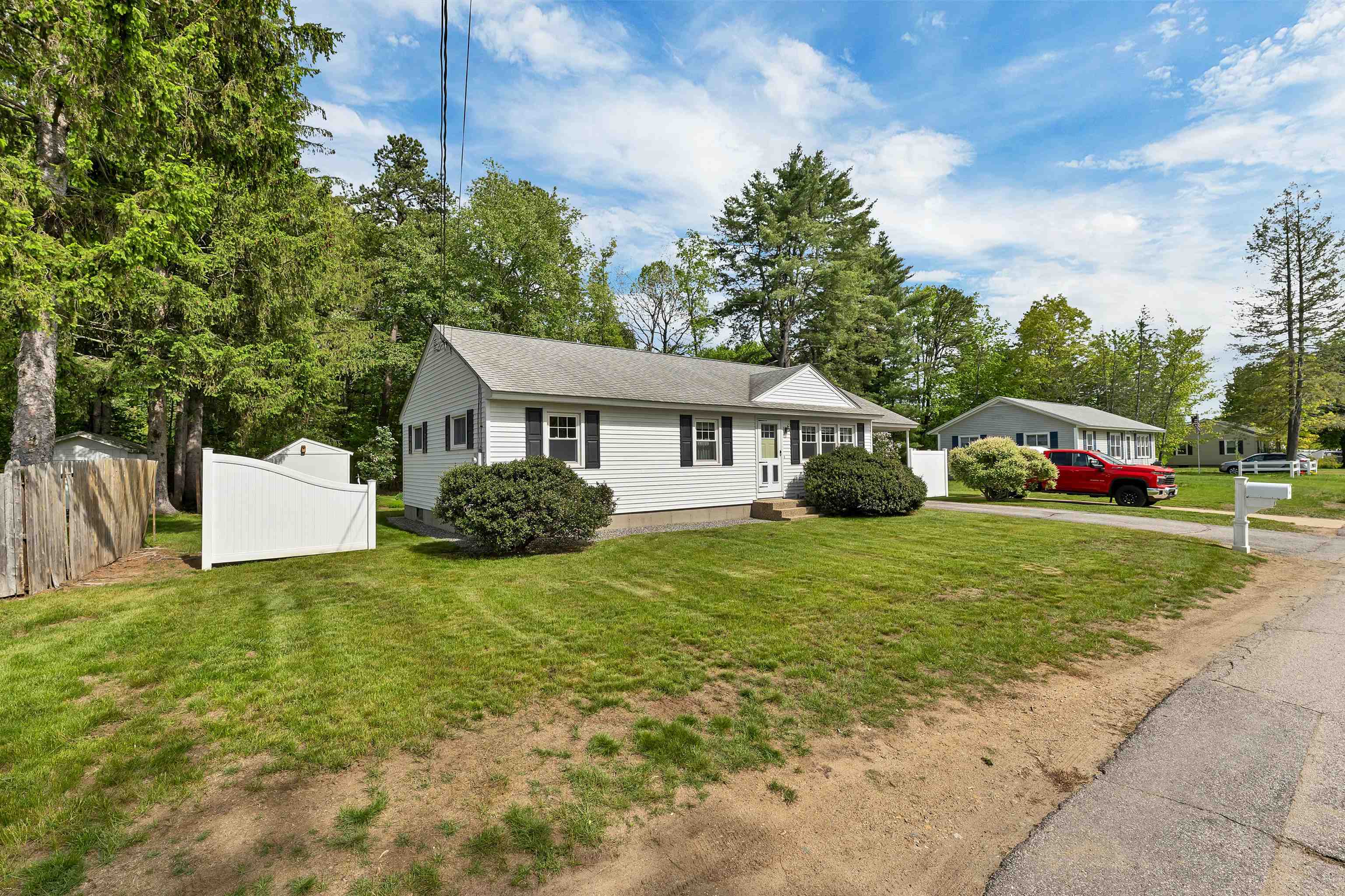 10 Guay St, Concord, NH 03301