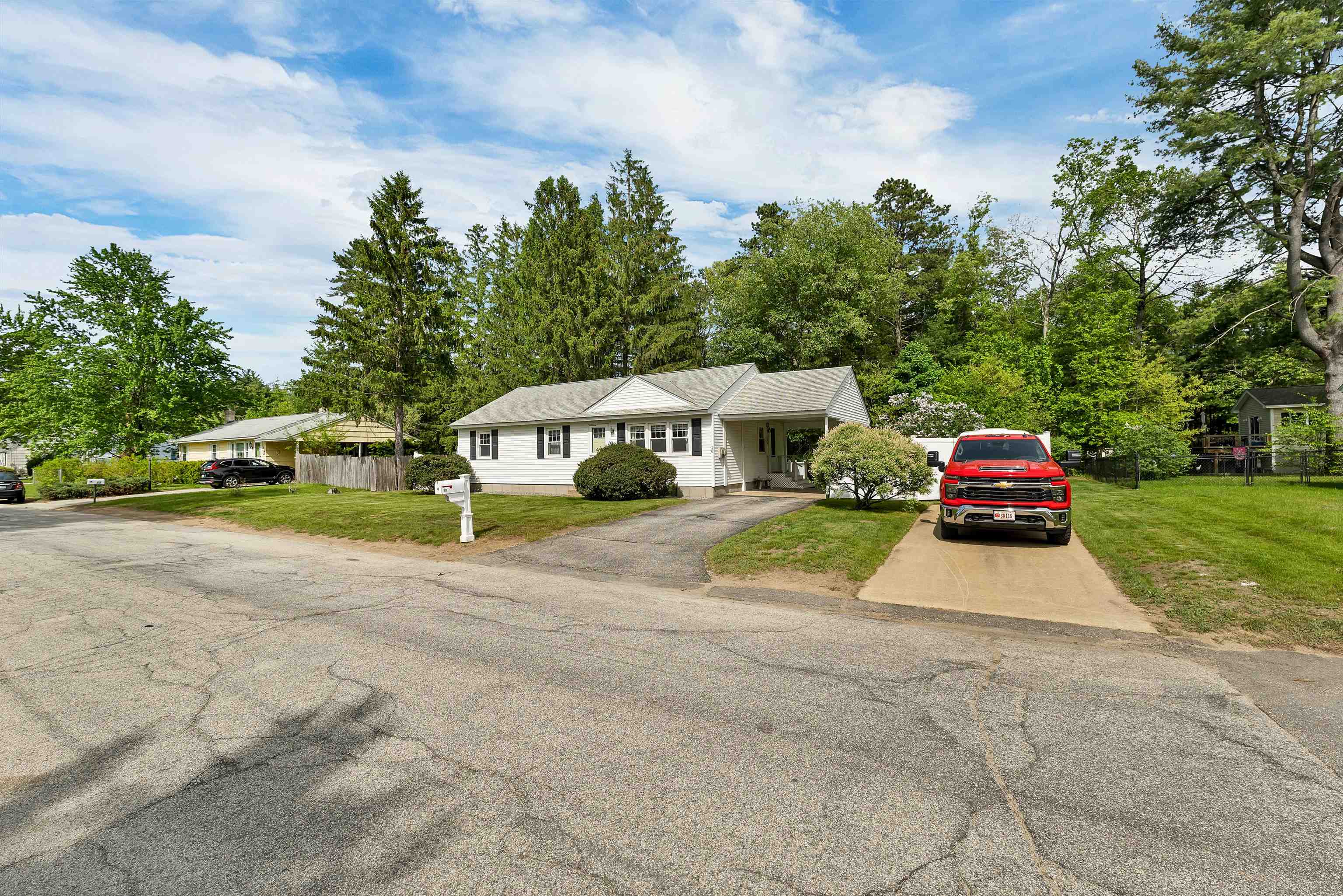 10 Guay St, Concord, NH 03301