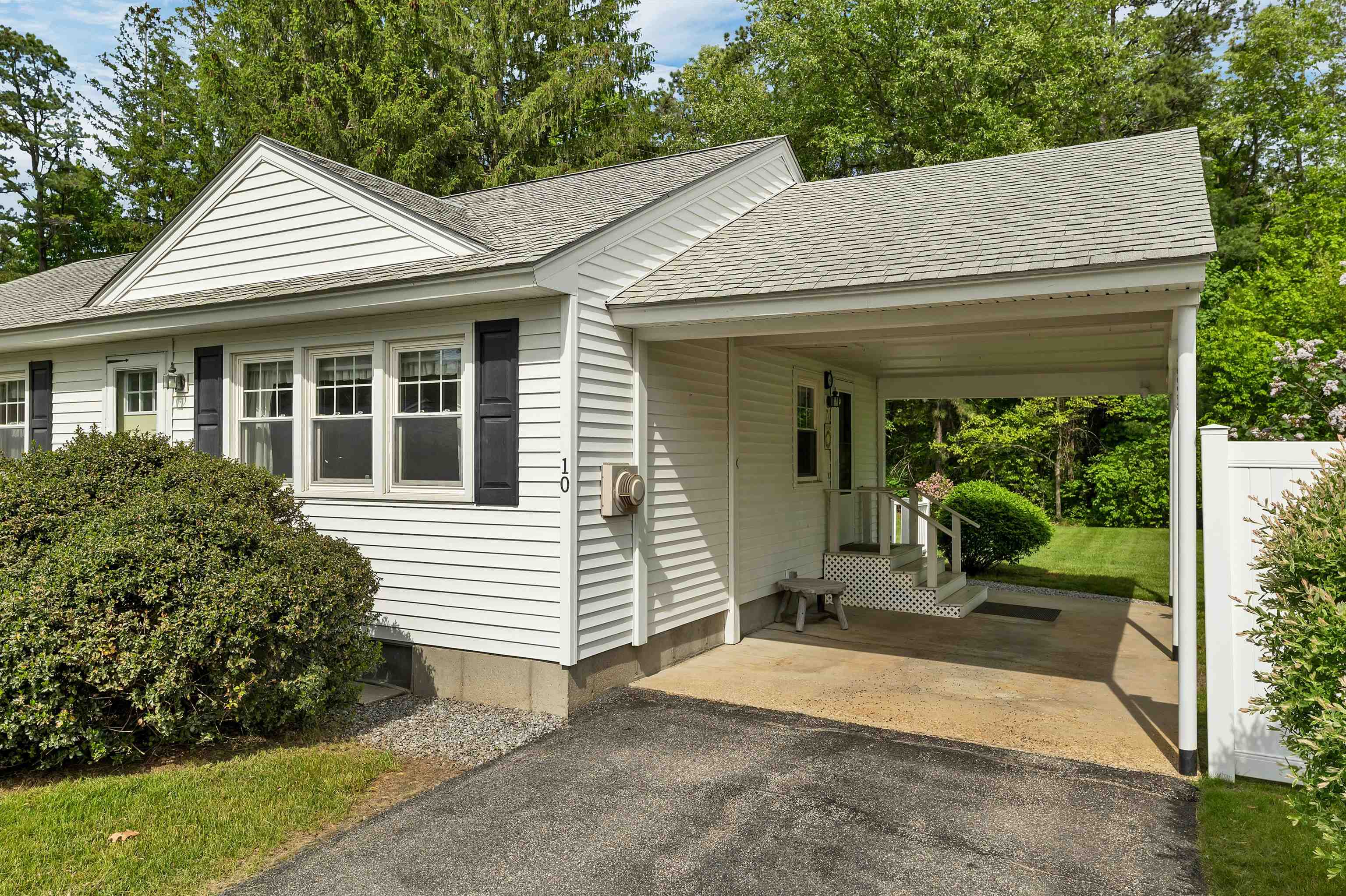 10 Guay St, Concord, NH 03301