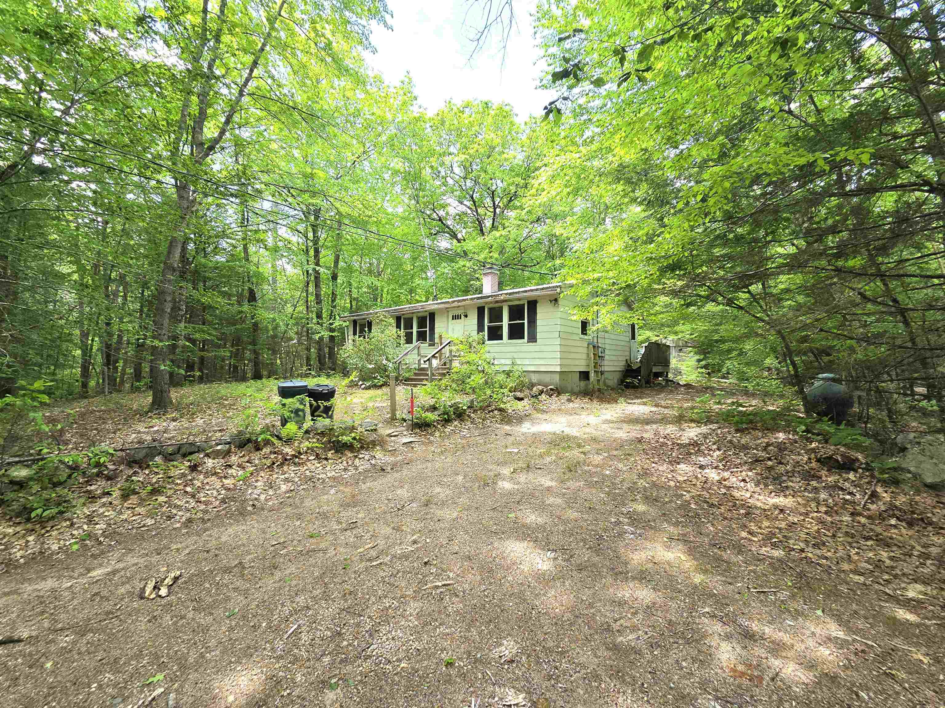 72 Freeman Hall Rd, Nottingham, NH 03290