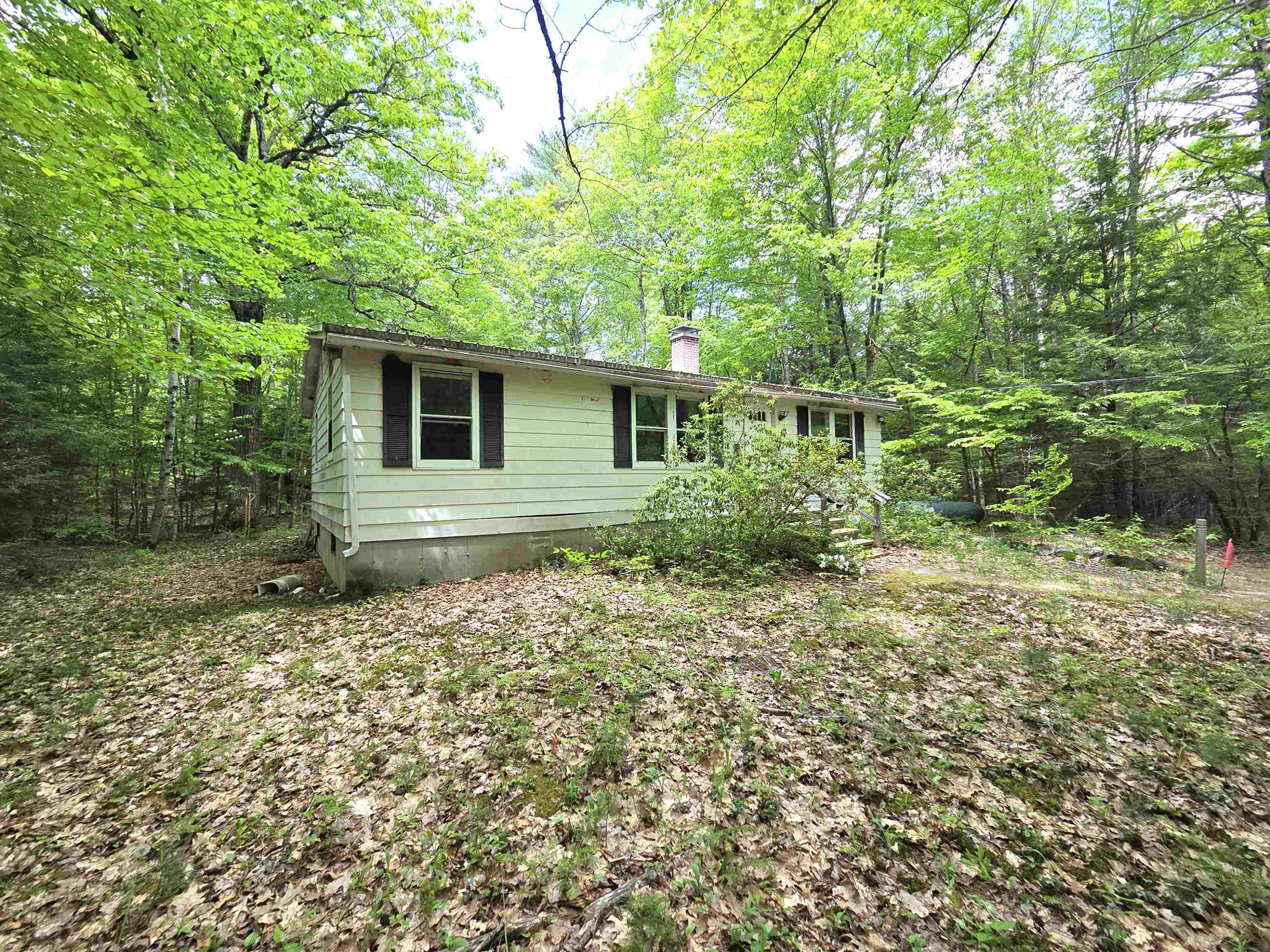 72 Freeman Hall Rd, Nottingham, NH 03290