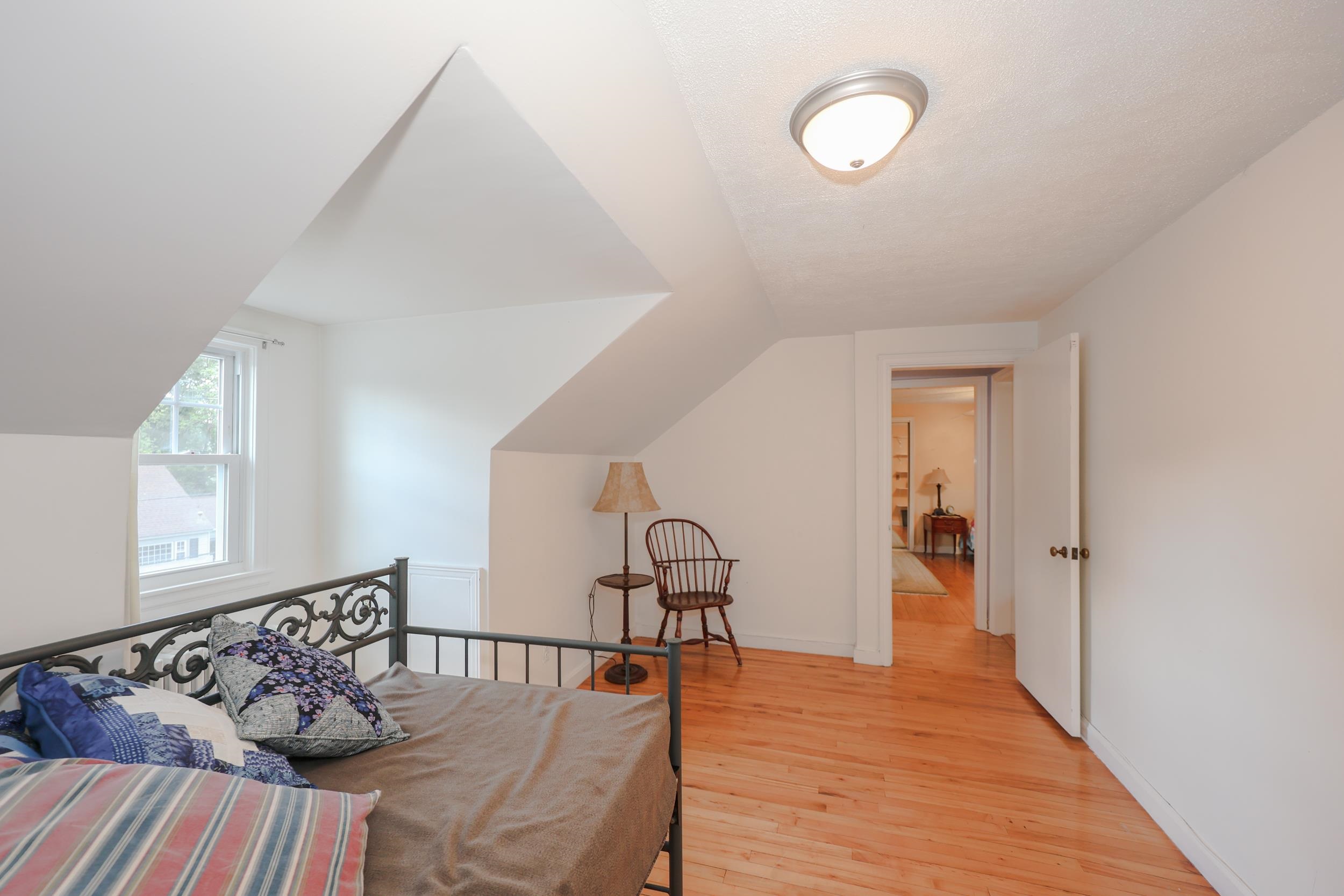 137 Grand Ave, Manchester, NH 03109