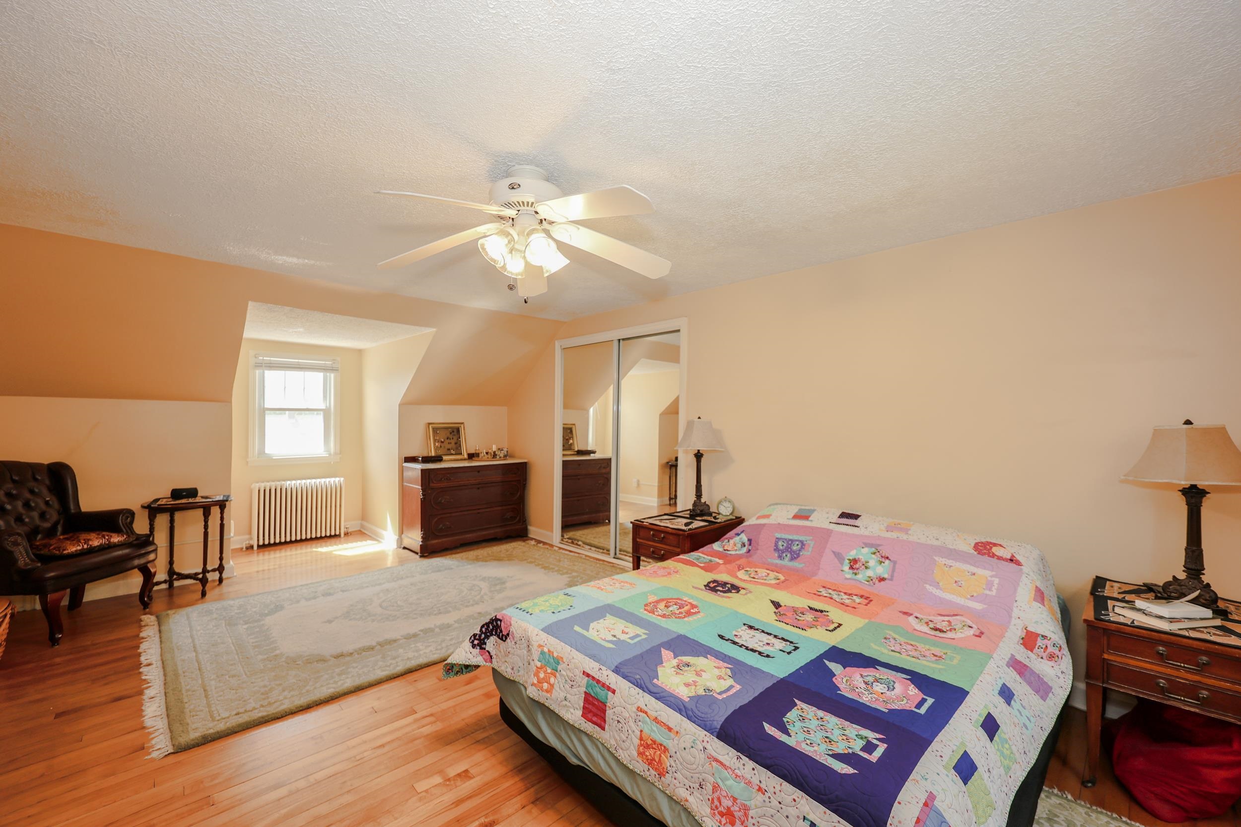 137 Grand Ave, Manchester, NH 03109