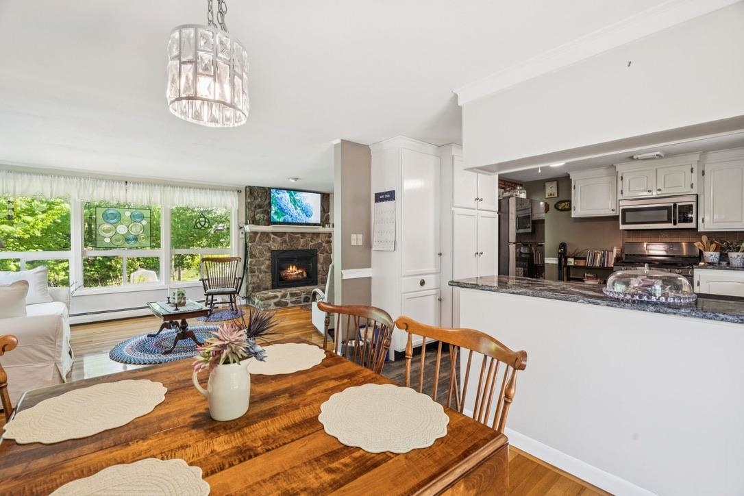 139 Belknap Ave, Newport, NH 03773