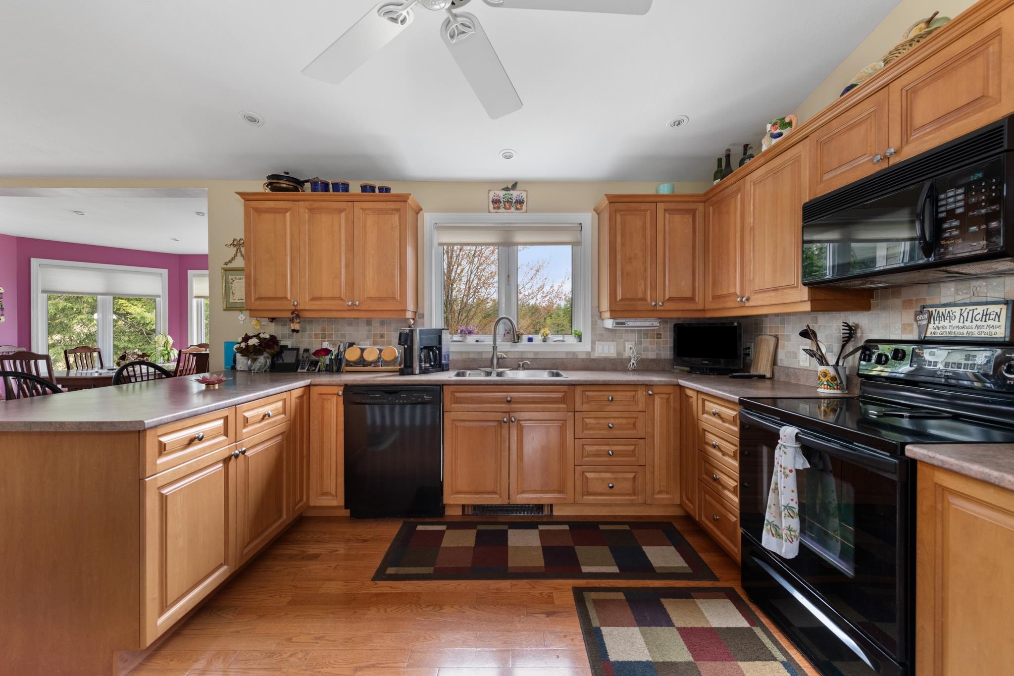 3 Linkside Dr, Thornton, NH 03285