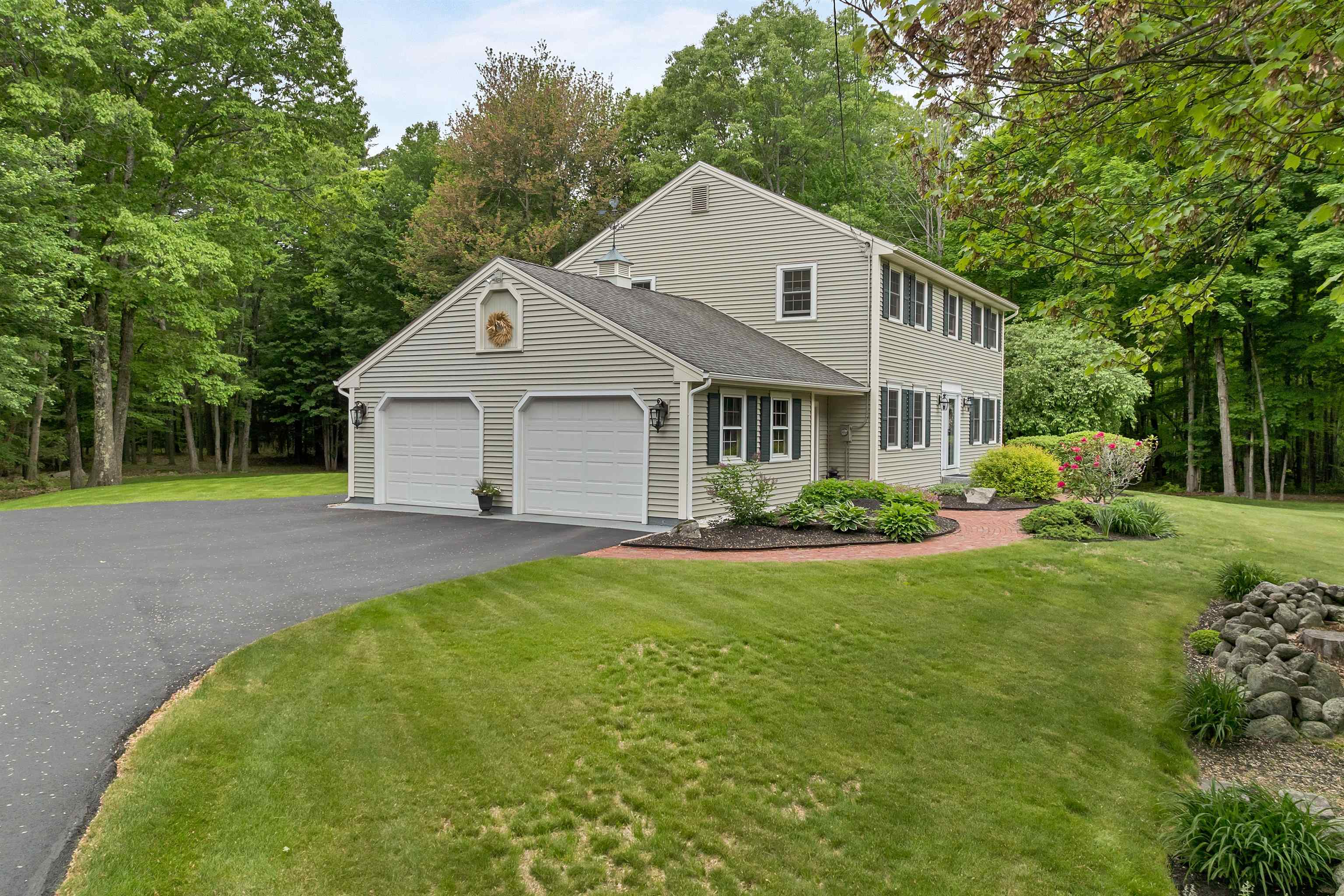 66 Knox Rd, Bow, NH 03304